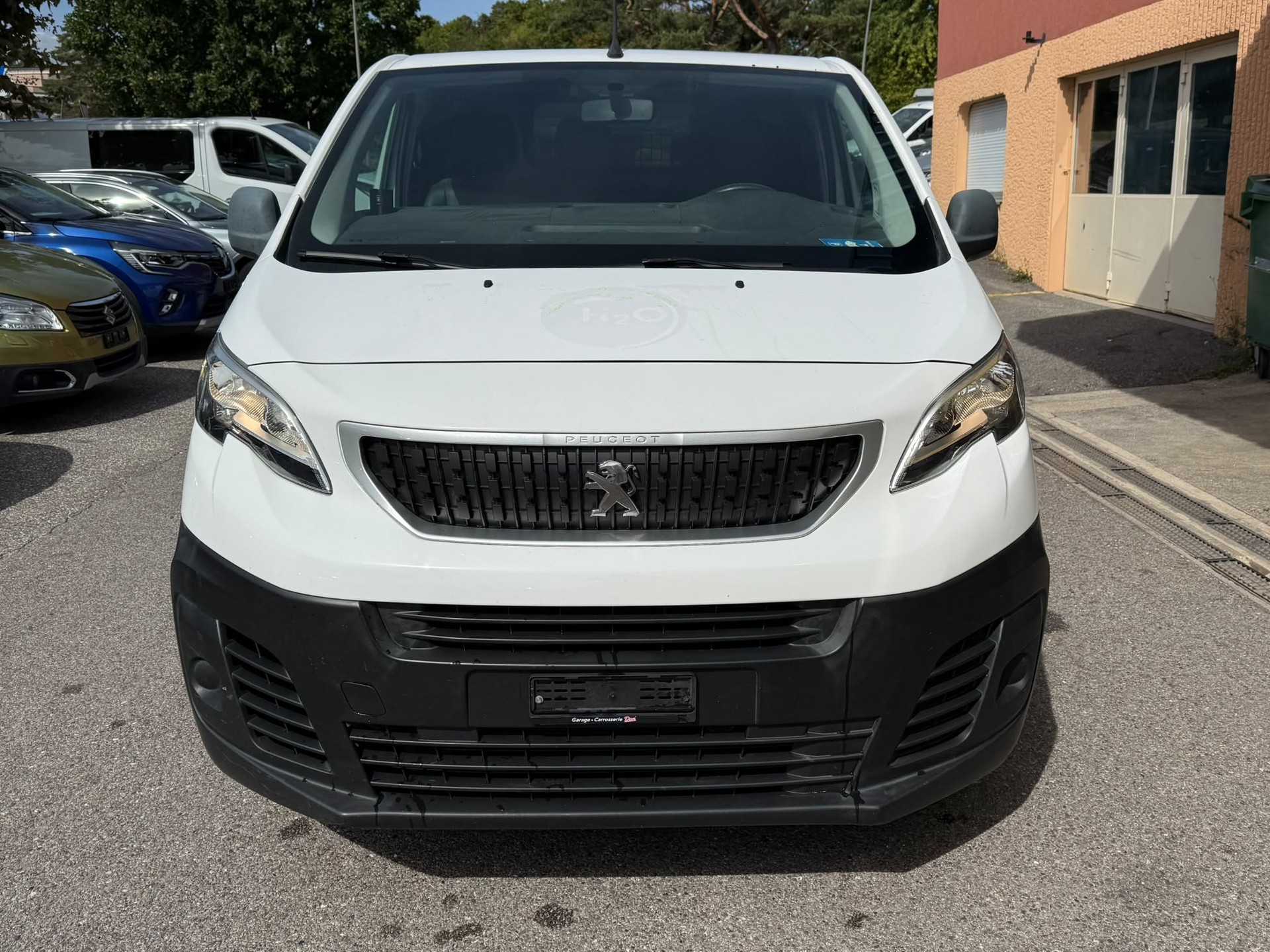 PEUGEOT Expert 2.0 BlueHDi 120 S&S Allure Long-image-0