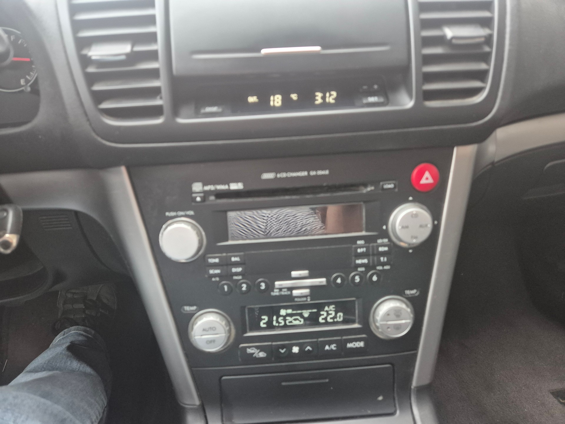 SUBARU Legacy 2.0R AWD Celebration-image-6