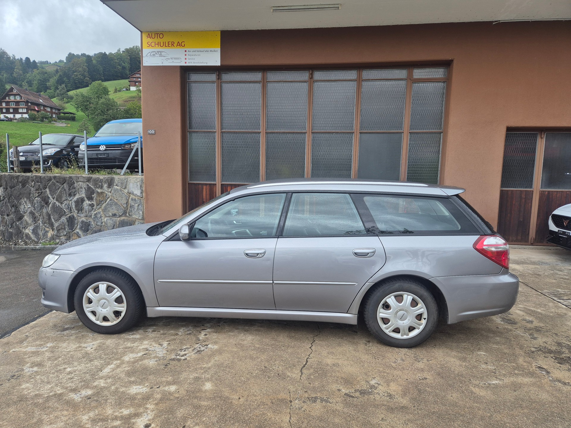 SUBARU Legacy 2.0R AWD Celebration-image-1