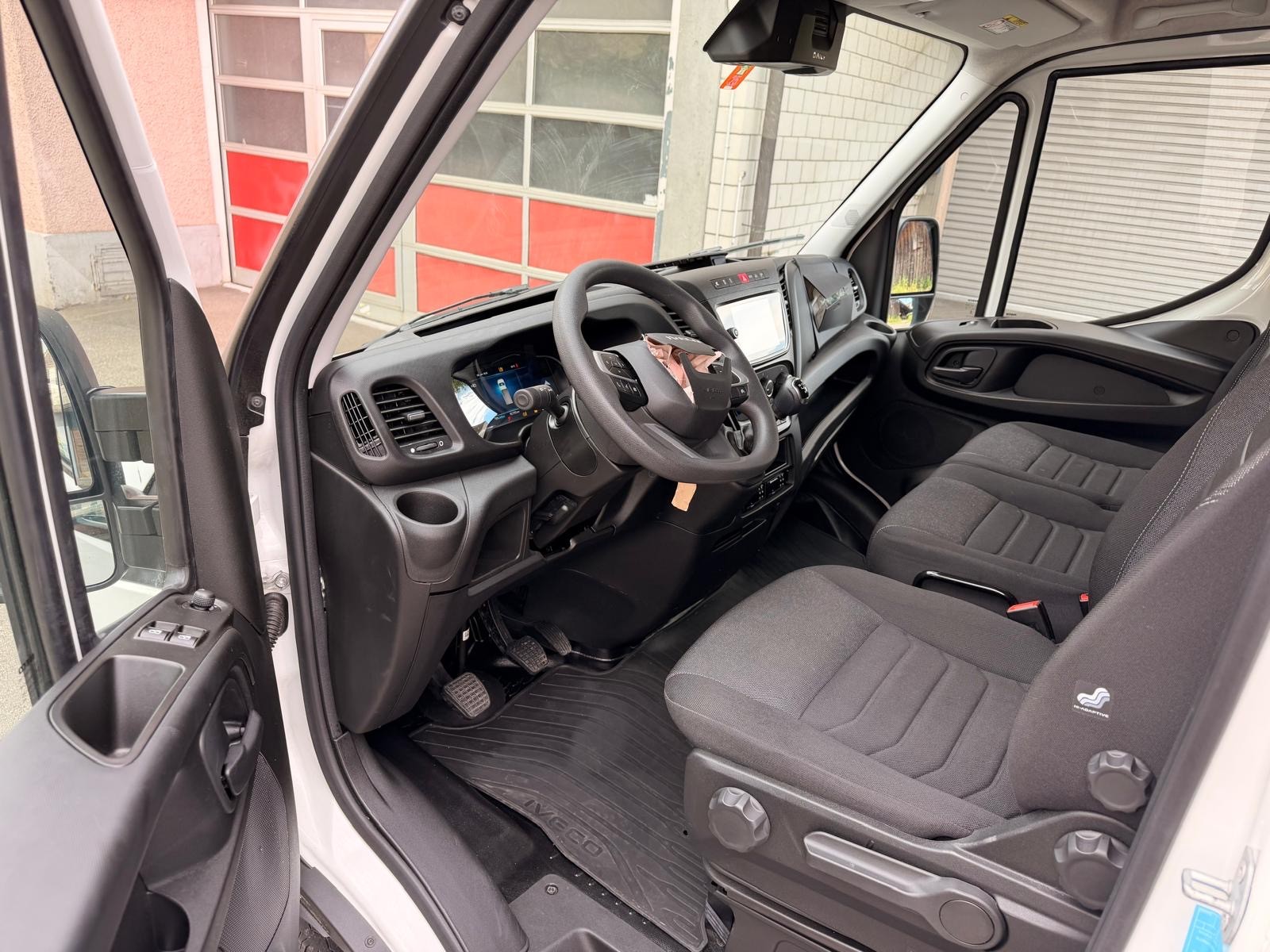 IVECO 35 S 16 VL 10770kmTiefkühler - Konvekta TK 3950 (12V/400V) FR 4.1 – Fahrt- und Standkühlung bis -20°C-image-7