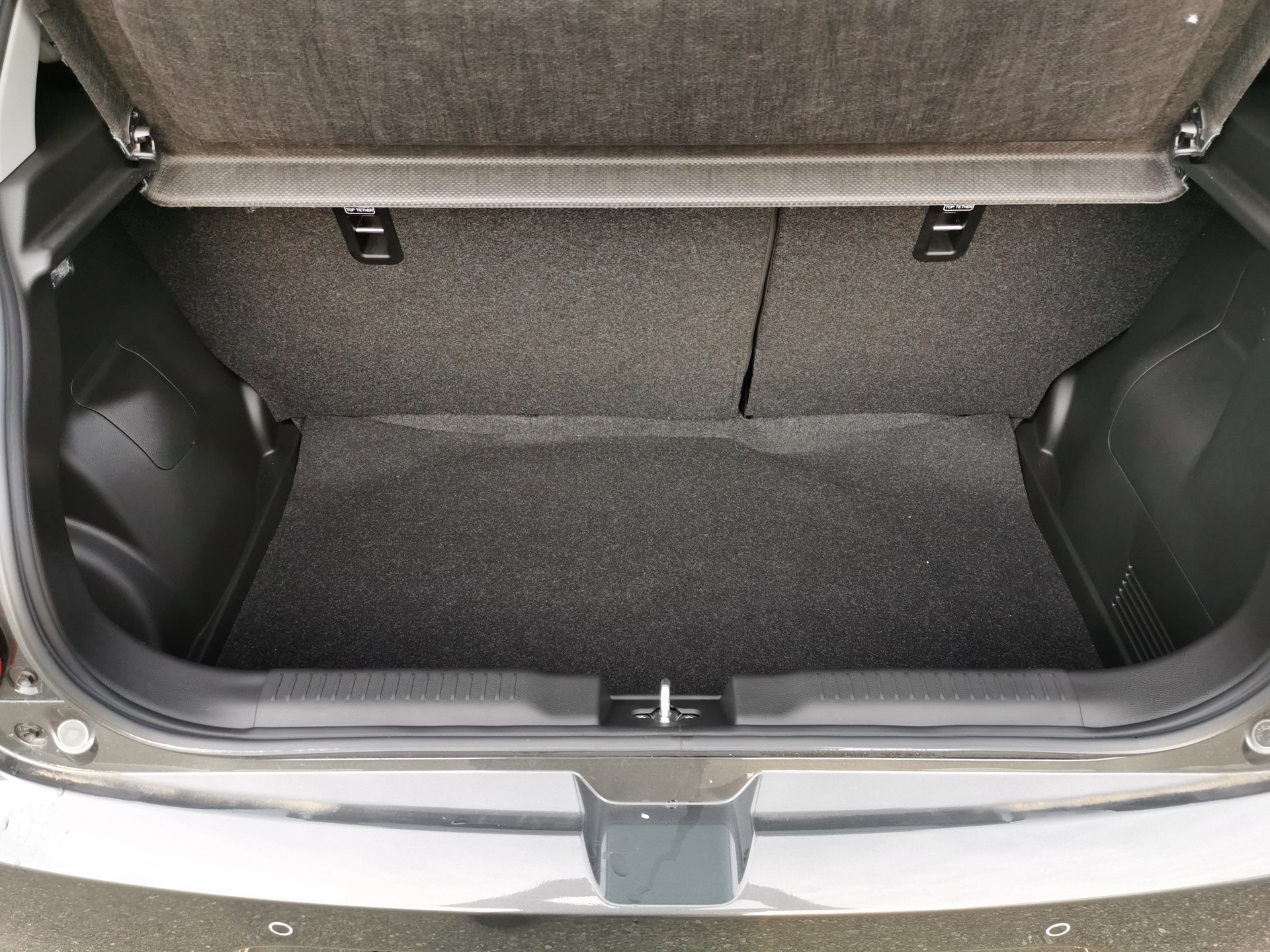 SUZUKI Swift 1.2 Compact Top 4x4 Hybrid-image-15