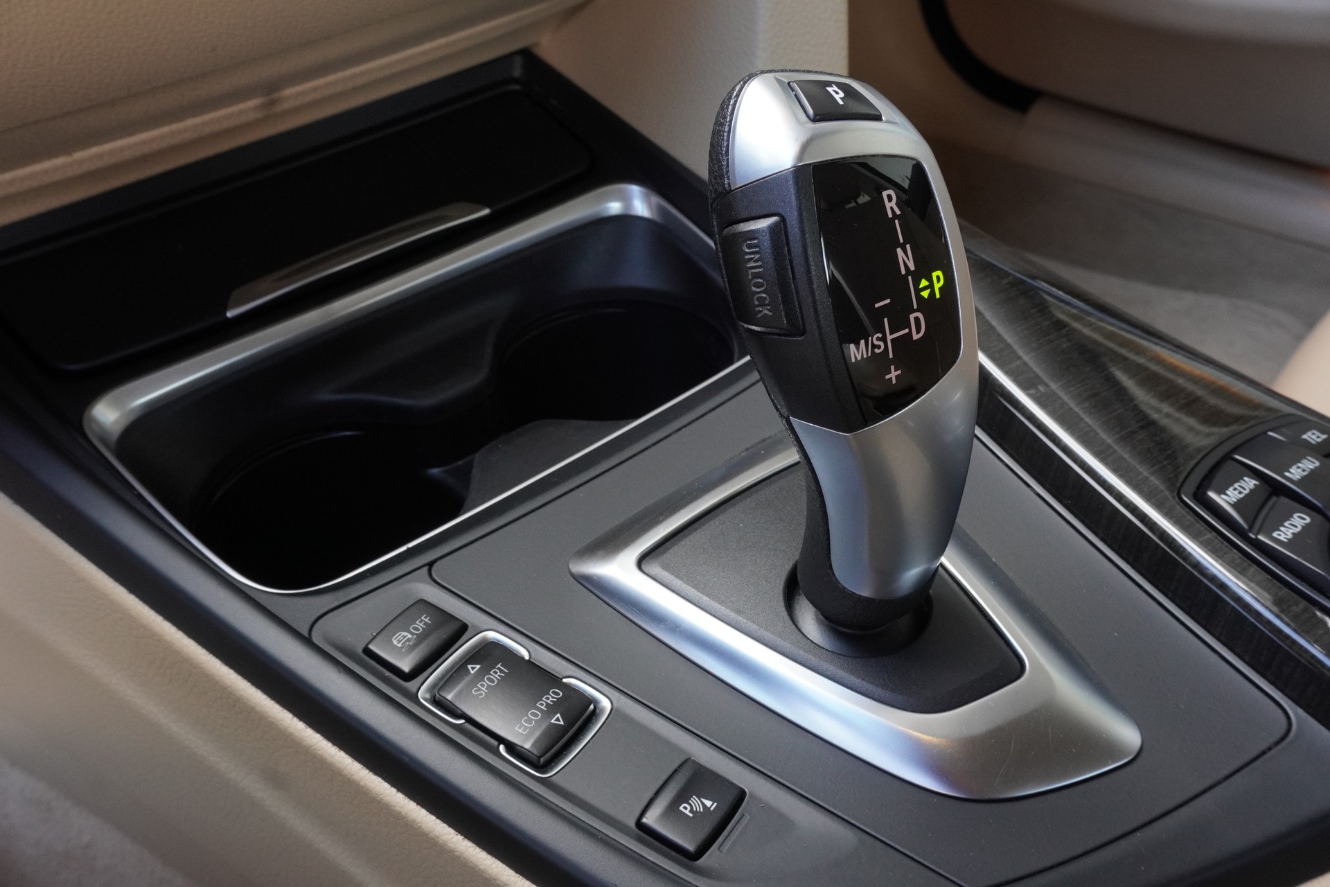 BMW 428i Coupé xDrive Luxury Line Steptronic-image-13