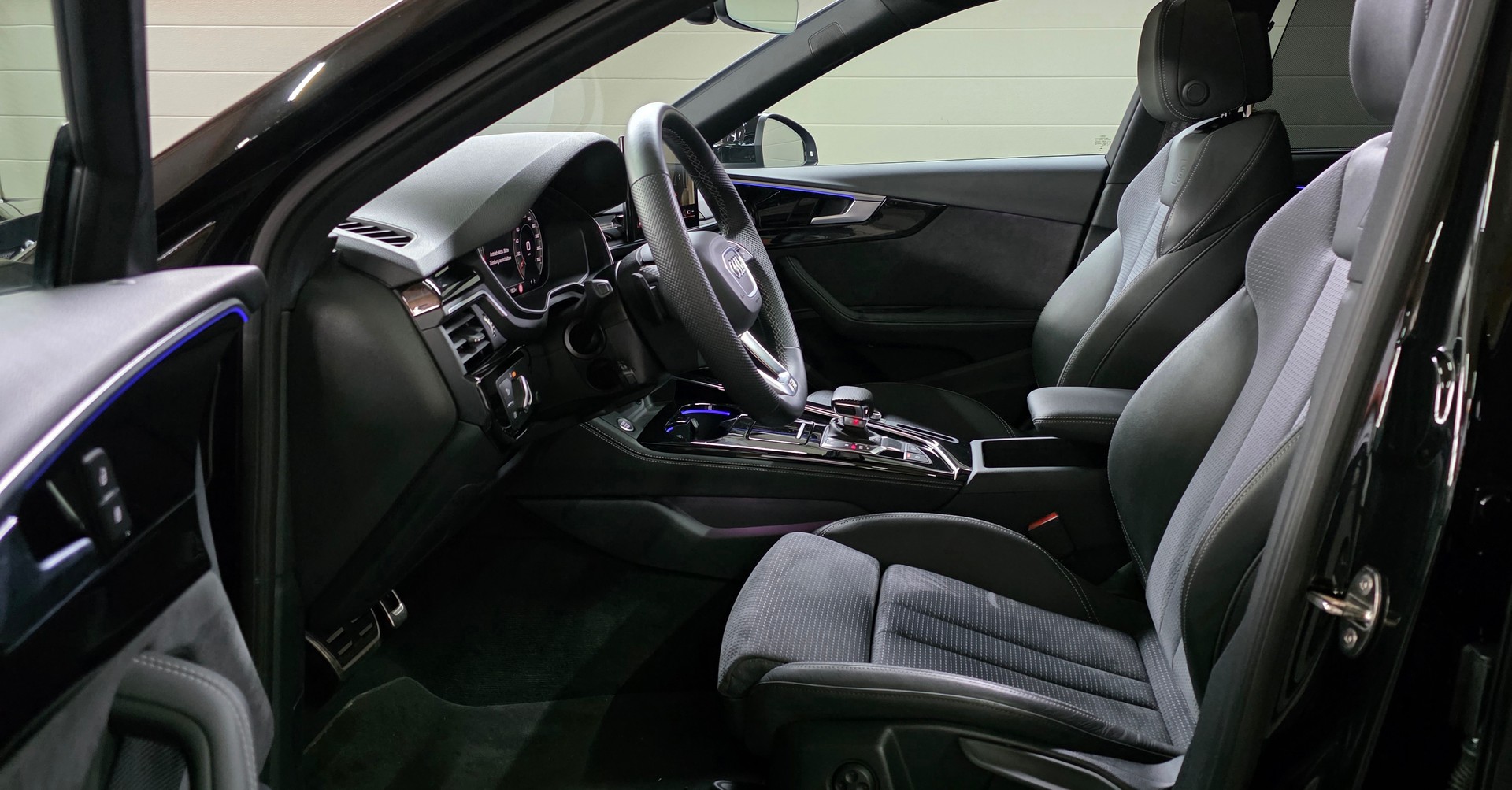 AUDI A4 Avant 45 TFSI S line S-tronic quattro *Panoramadach*Bang & Olufsen*Spurhalteassistent&Abstandsregler*360Kamera*-image-8