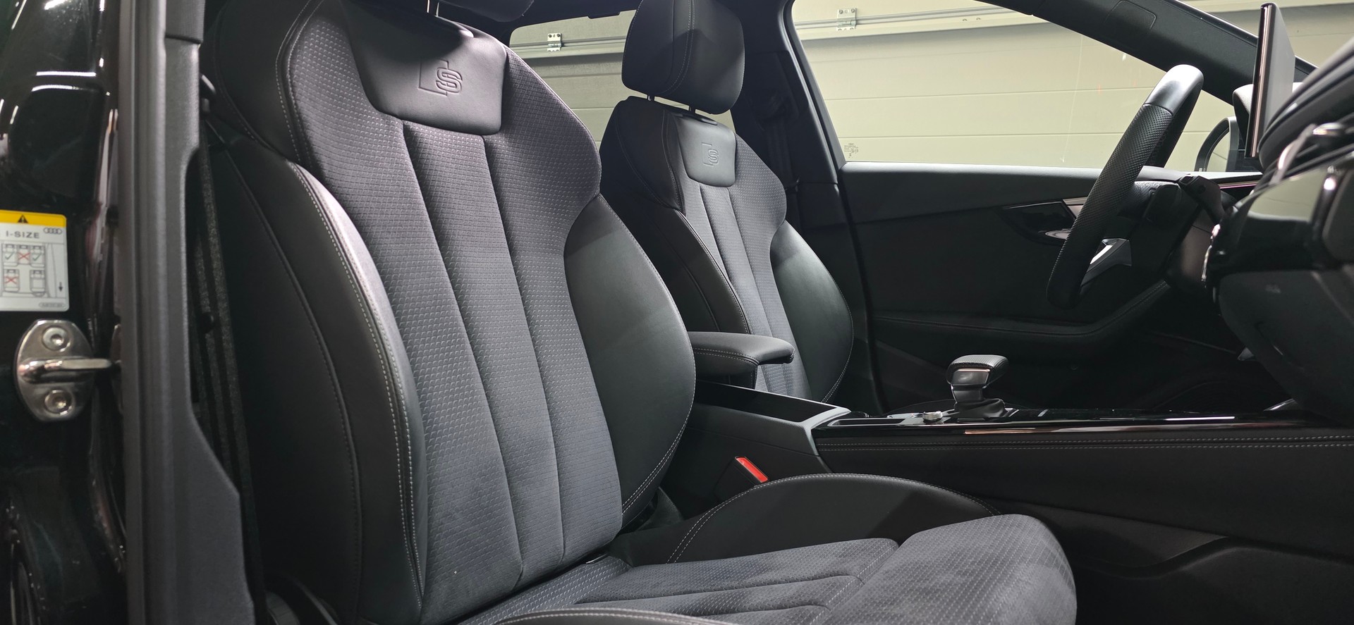 AUDI A4 Avant 45 TFSI S line S-tronic quattro *Panoramadach*Bang & Olufsen*Spurhalteassistent&Abstandsregler*360Kamera*-image-27