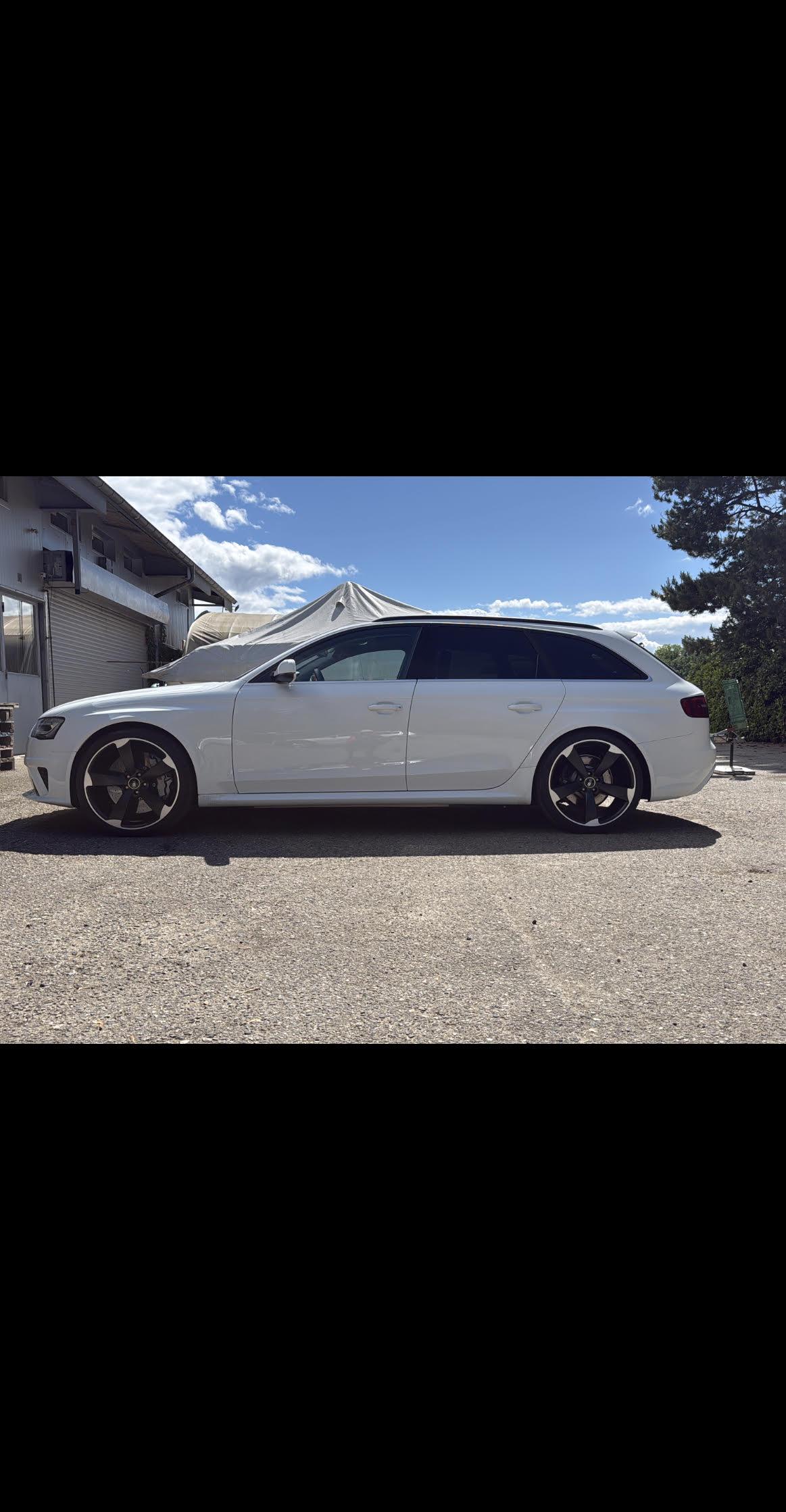 AUDI 4.2 V8 FSI quattro S-Tronic-image-0