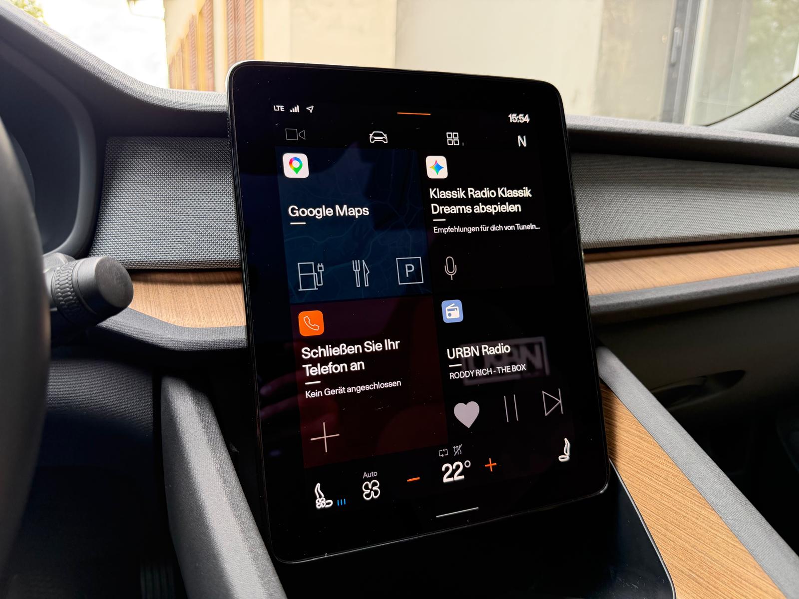 POLESTAR 2 Long Range Dual Motor-image-18