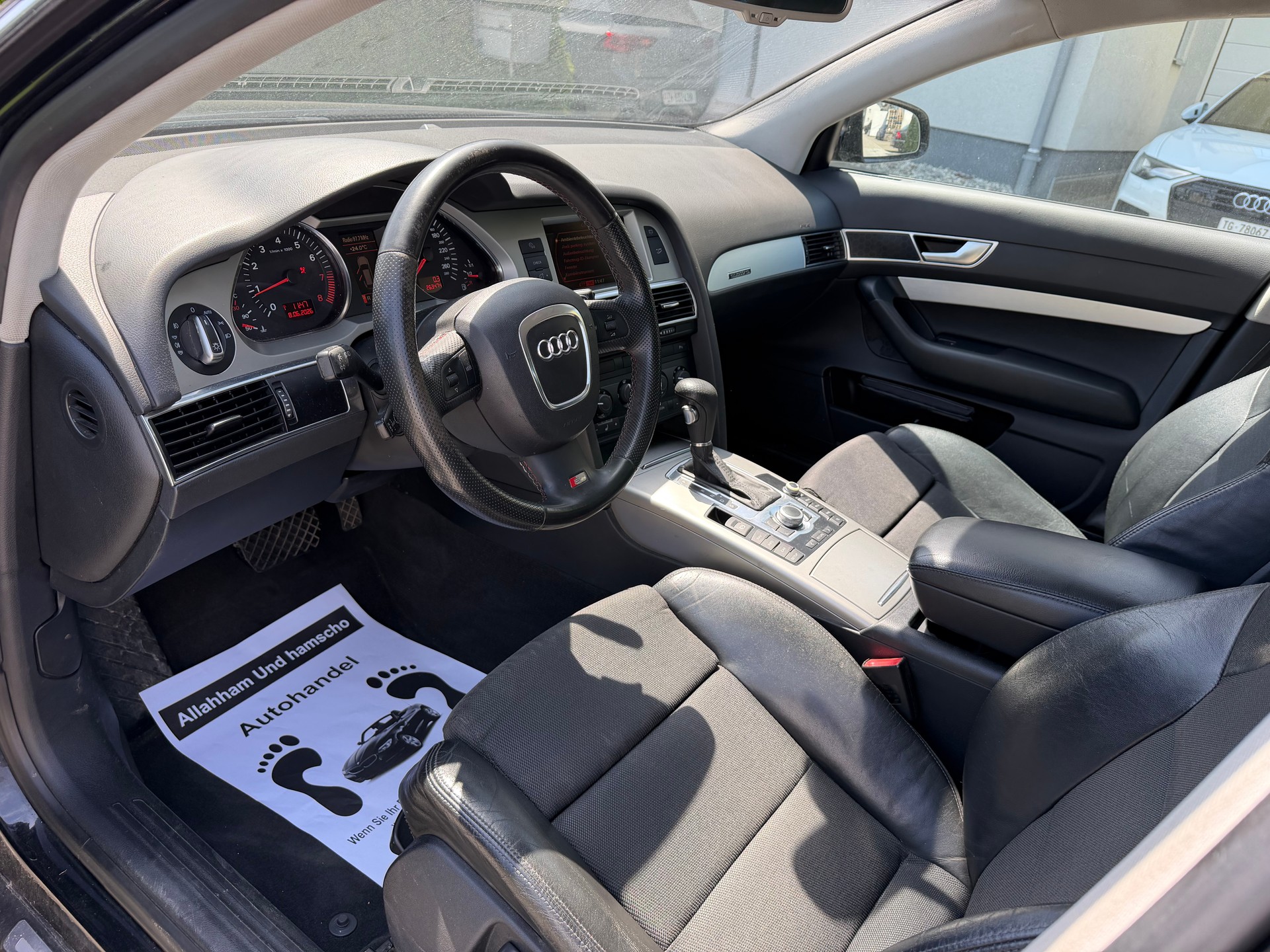 AUDI A6 Avant 2.8 V6 FSI quattro tiptronic-image-8