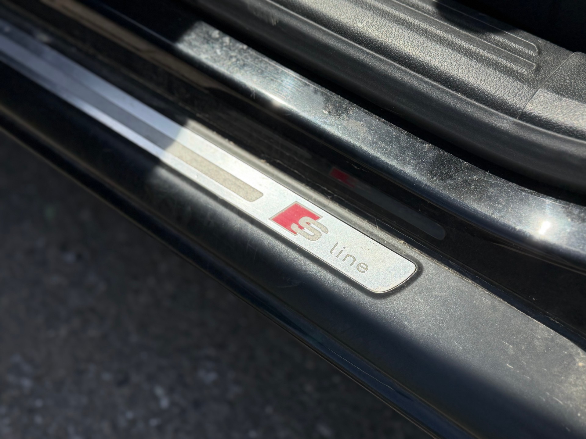 AUDI A6 Avant 2.8 V6 FSI quattro tiptronic-image-12