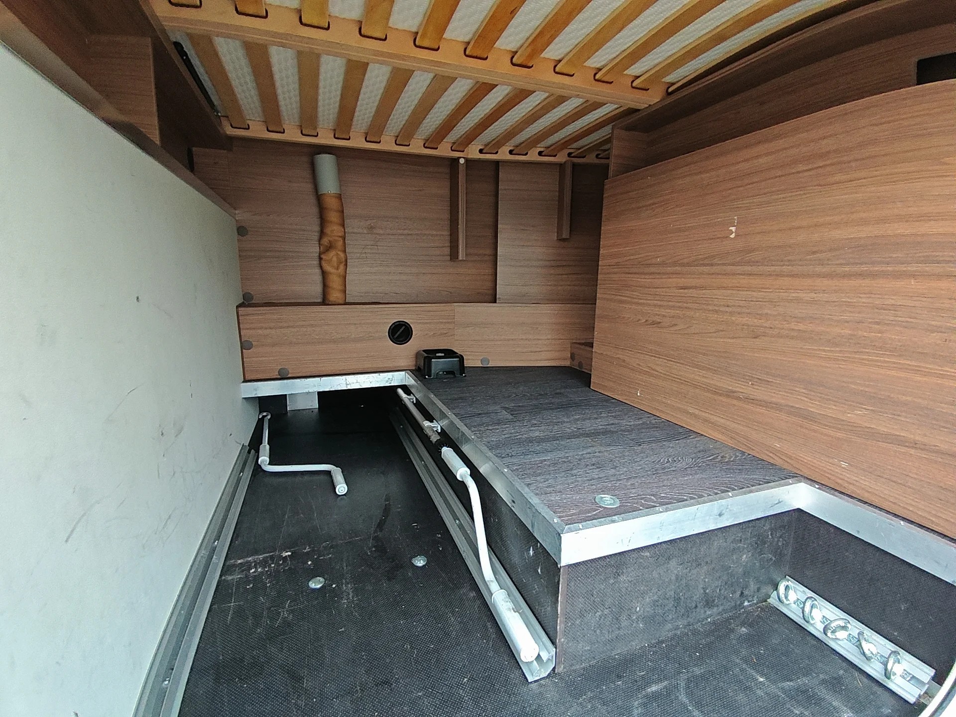 KNAUS R11 ***erstklassigen Komfort und langlebiger Knaus-Qualität***-image-19