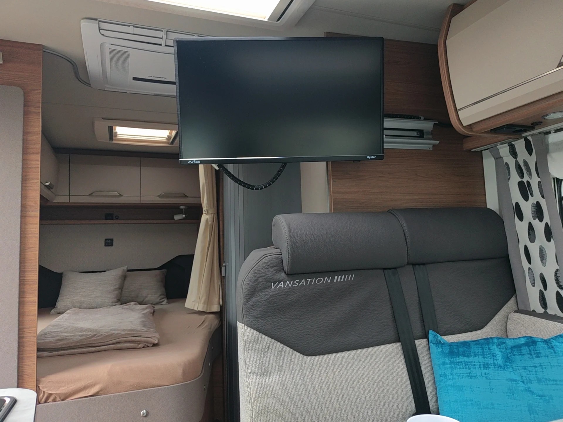 KNAUS R11 ***erstklassigen Komfort und langlebiger Knaus-Qualität***-image-15