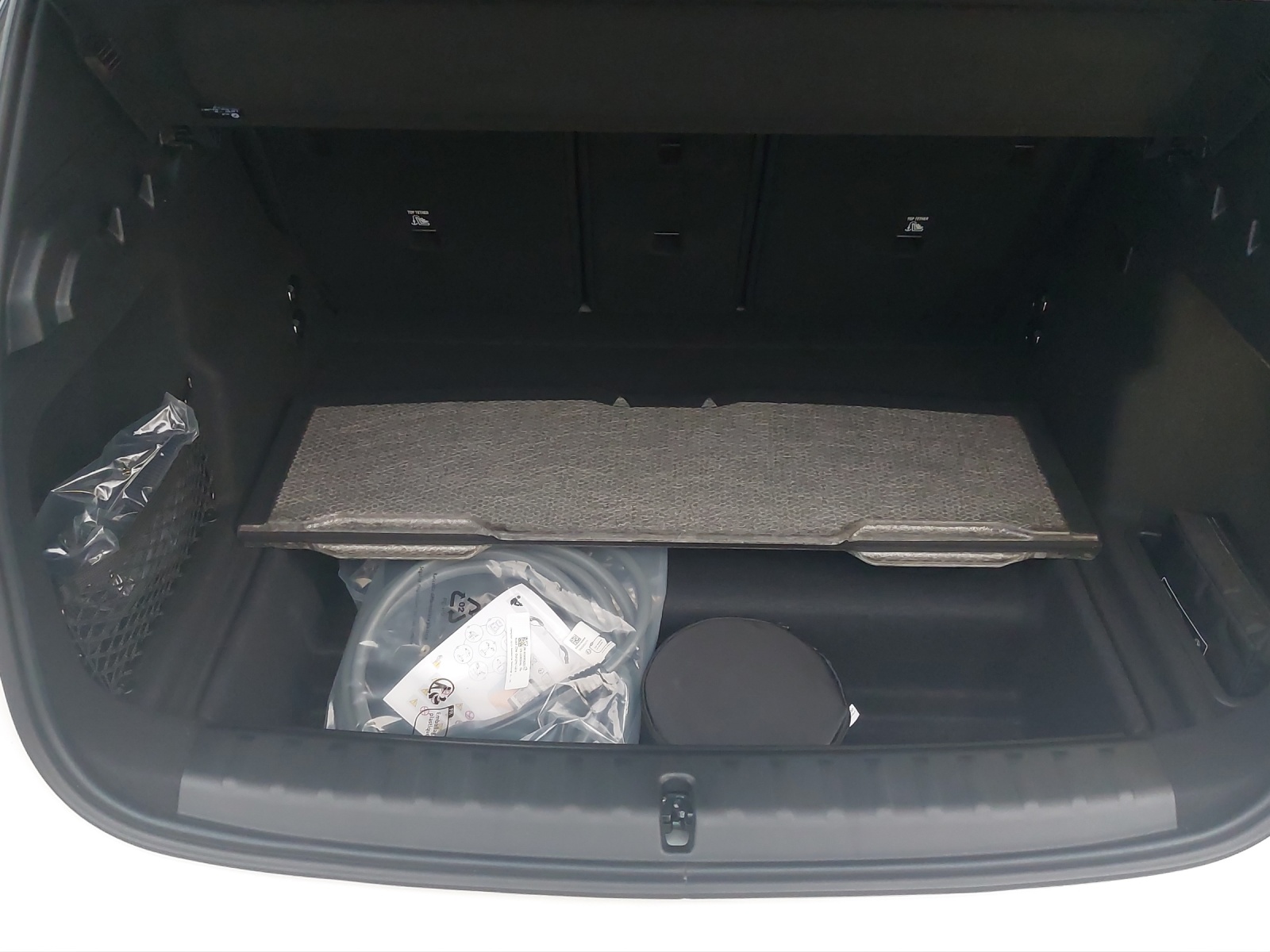 BMW iX1 xDrive 30 M Sport Pro-image-17
