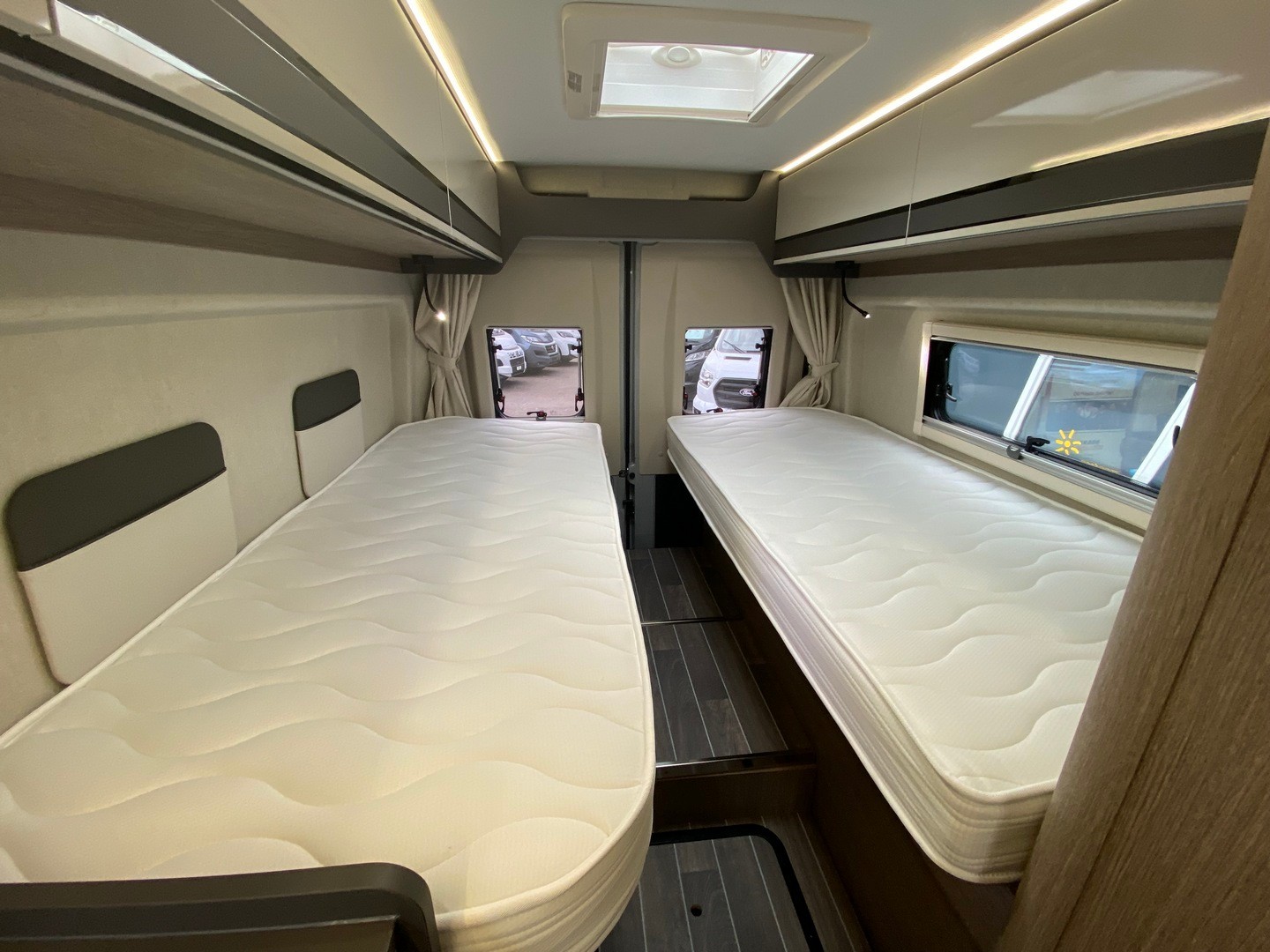 ROLLER TEAM Livingstone DUO Advance, Fiat Ducato 2.2MJ 180PS Automat-image-12