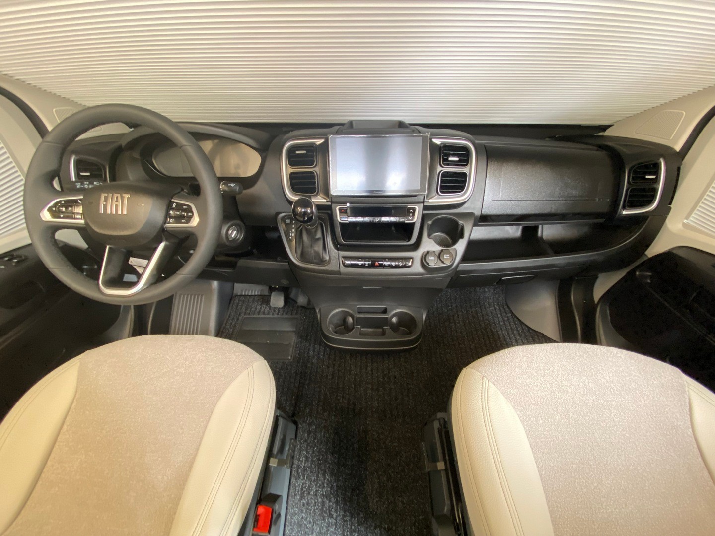 ROLLER TEAM Livingstone DUO Advance, Fiat Ducato 2.2MJ 180PS Automat-image-22