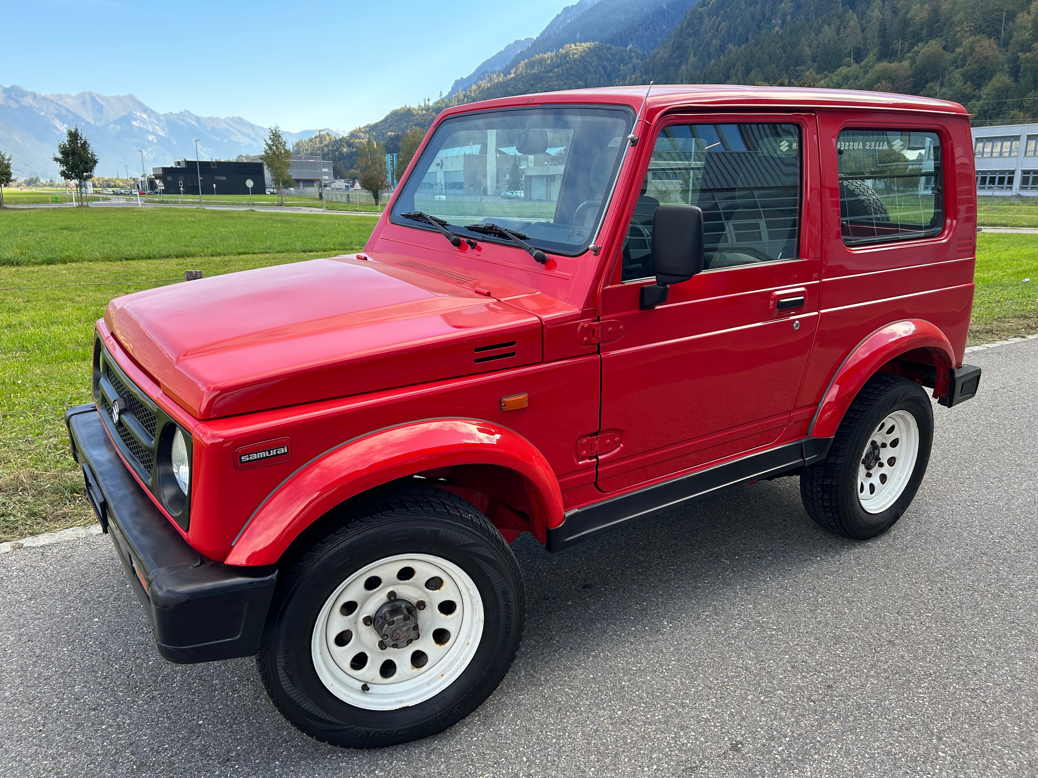 Car photo