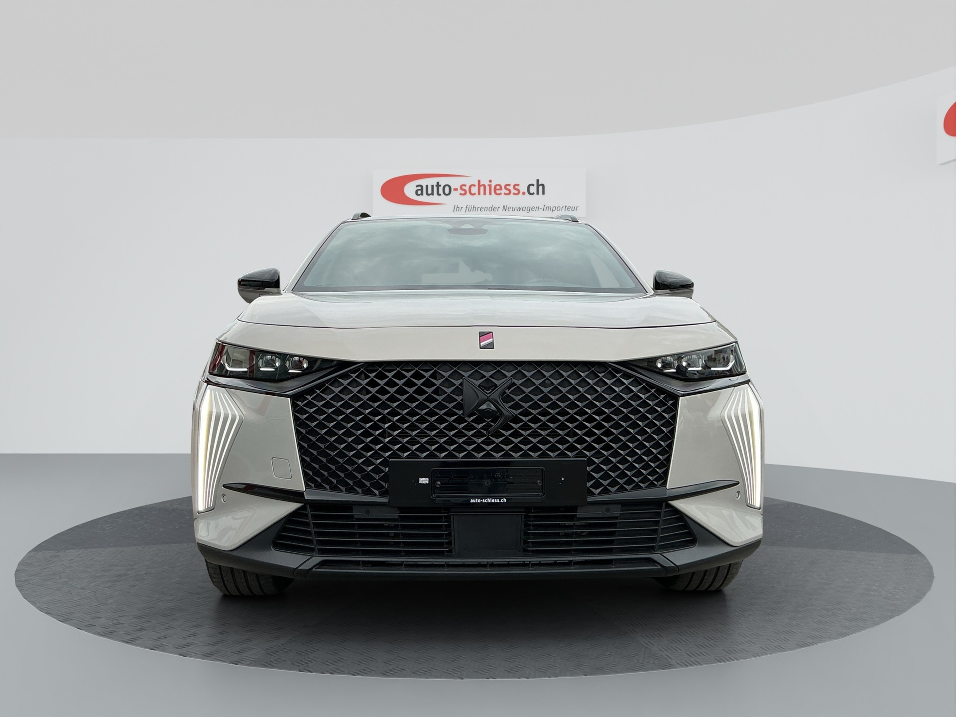 DS AUTOMOBILES DS7 DS 7 Crossback E-Tense 300 4x4 Performance Line +-image-1