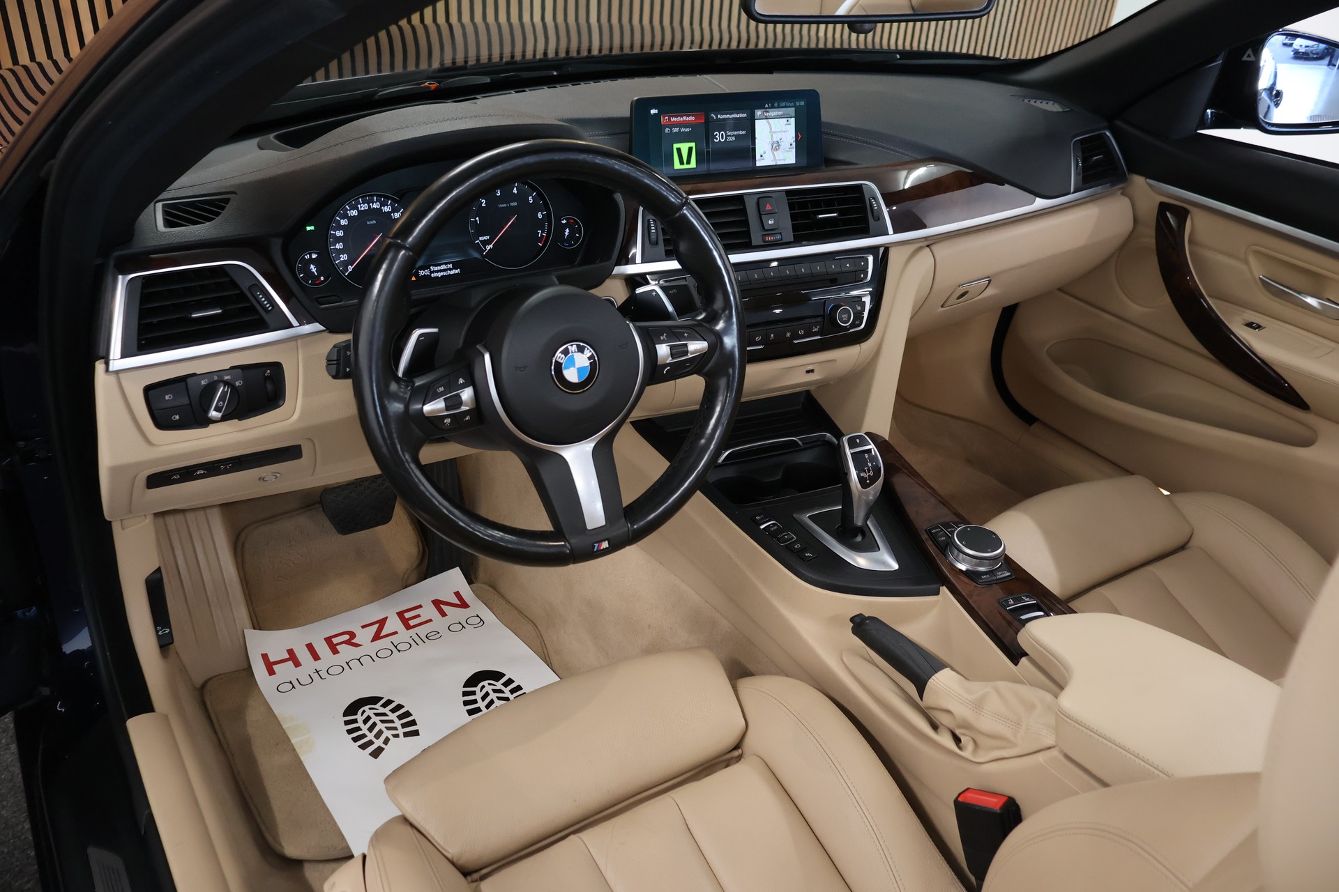 BMW 430i Cabriolet xDrive M Sport Steptronic-image-12