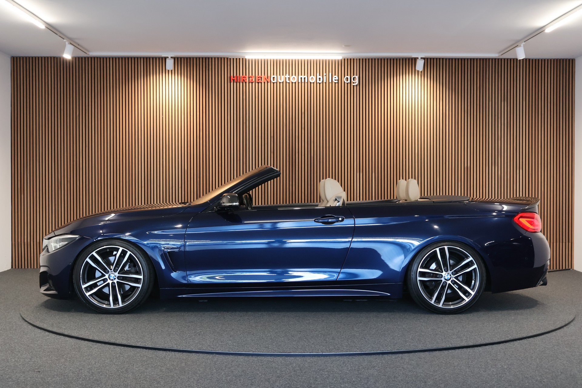 BMW 430i Cabriolet xDrive M Sport Steptronic-image-2