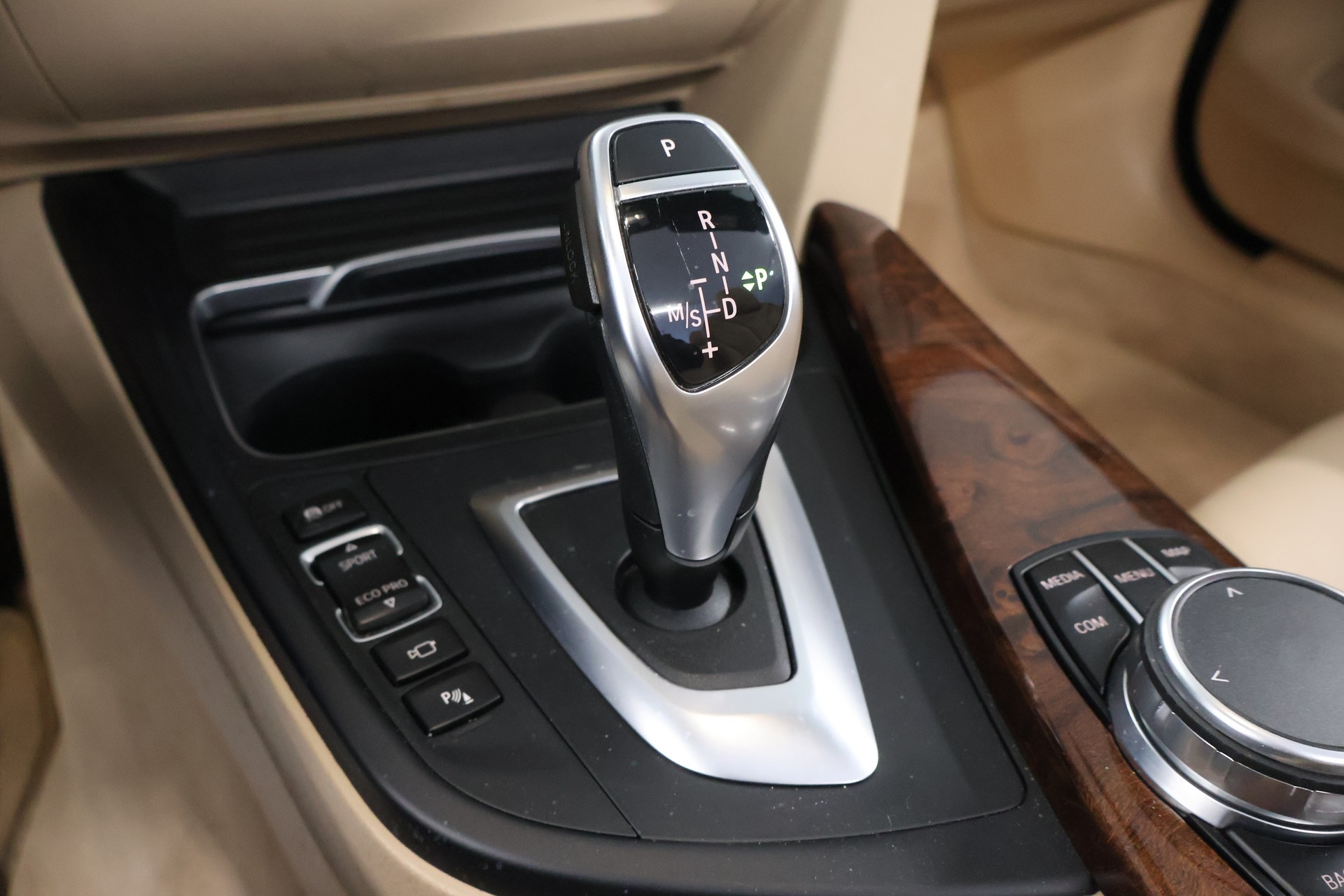 BMW 430i Cabriolet xDrive M Sport Steptronic-image-20