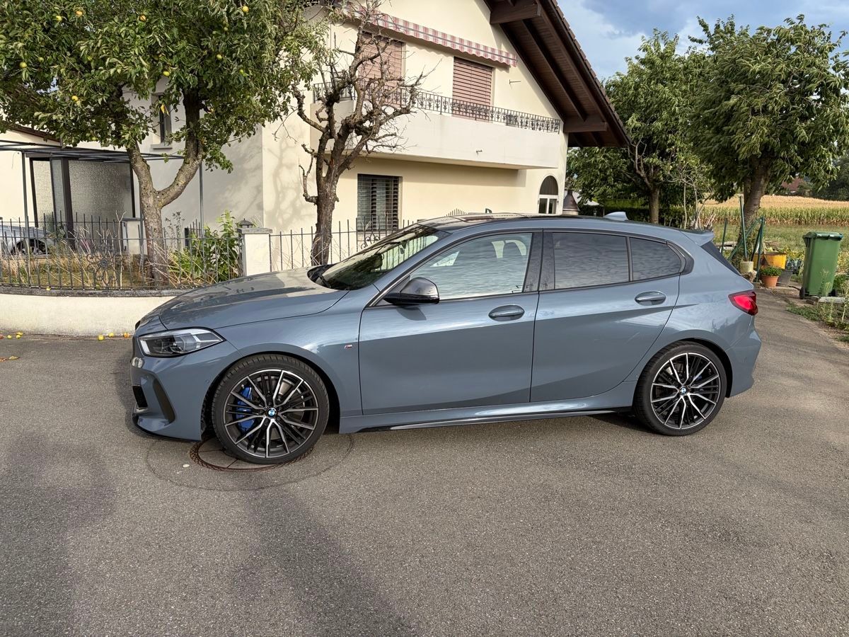 BMW M135i xDrive-image-1