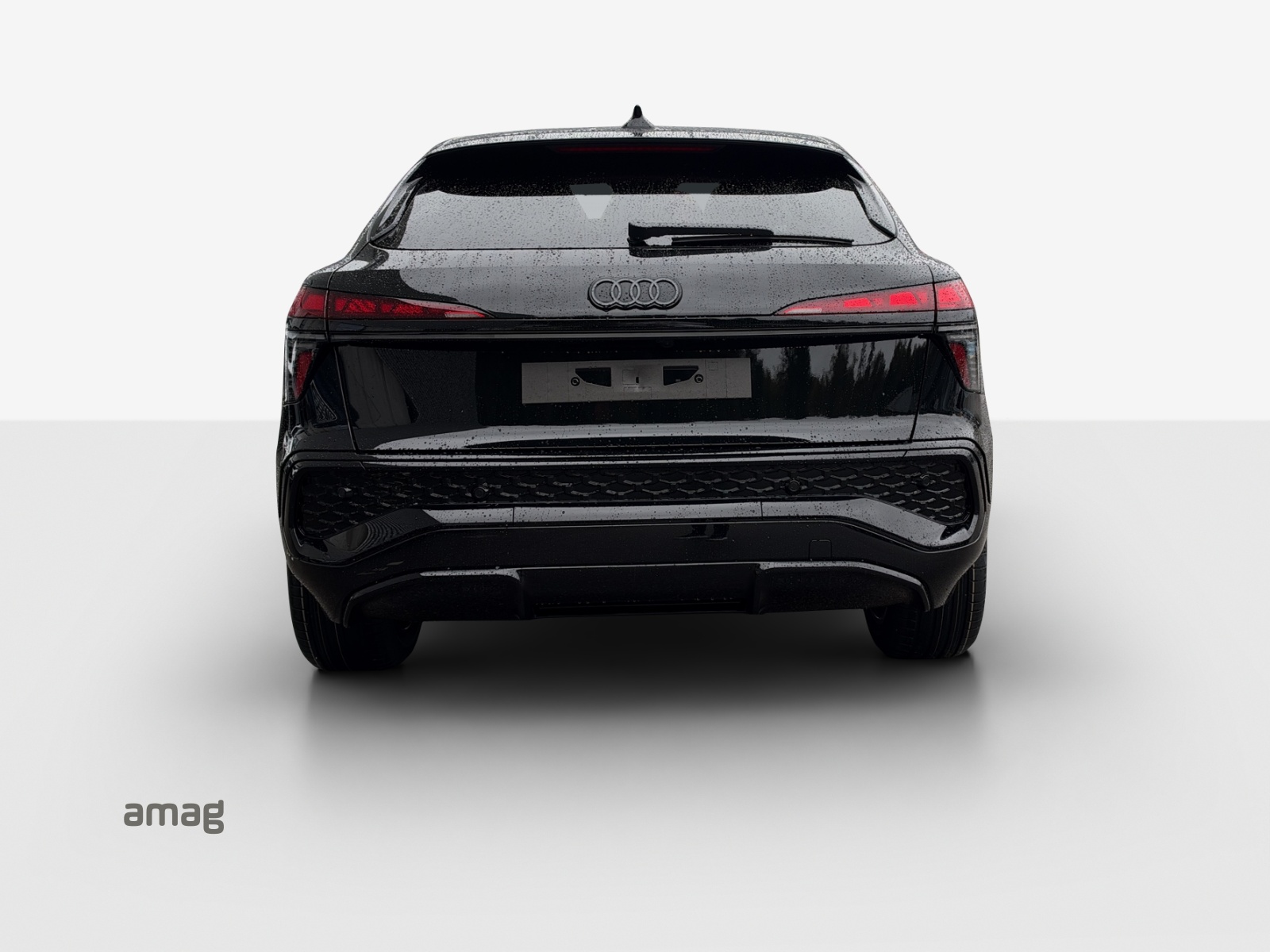 AUDI Q3 Sportback 110 kW TFSI S tronic-image-3