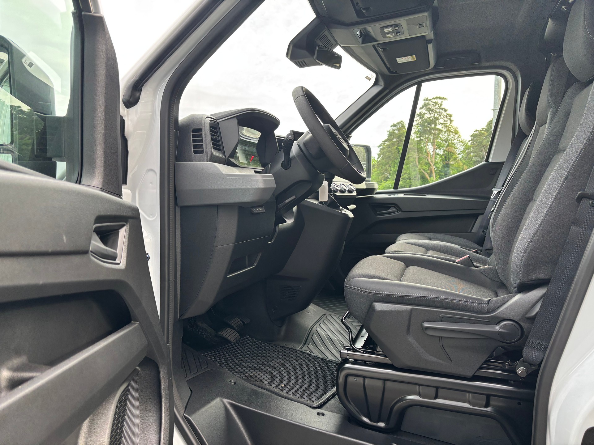 NISSAN Interstar KAWA 130 3.5L2H2 Acenta-image-10