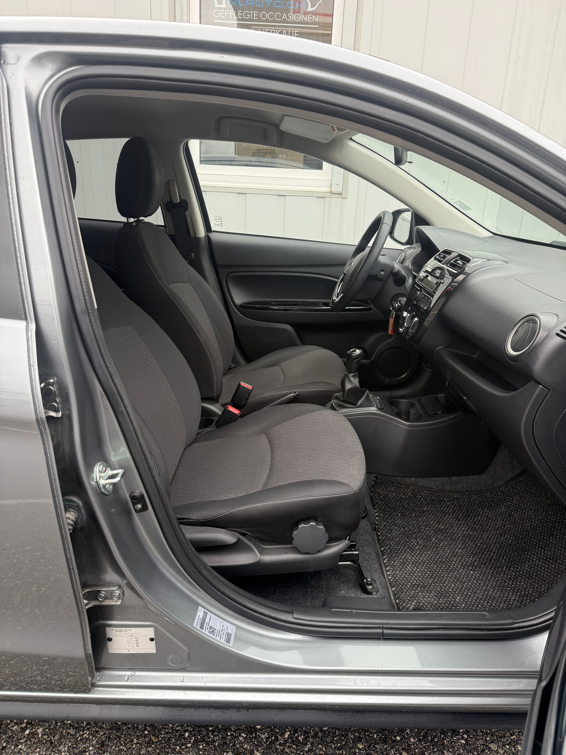 MITSUBISHI Space Star 1.2 Style *ERST 15'000 KM*-image-13