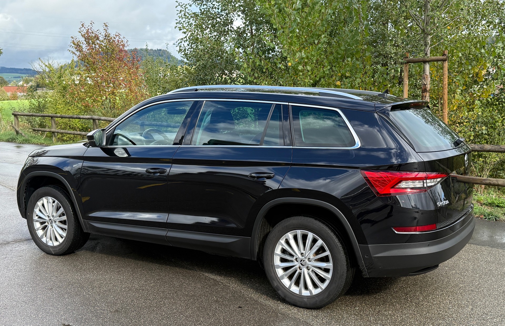 SKODA 2.0 TSI Style DSG-image-1