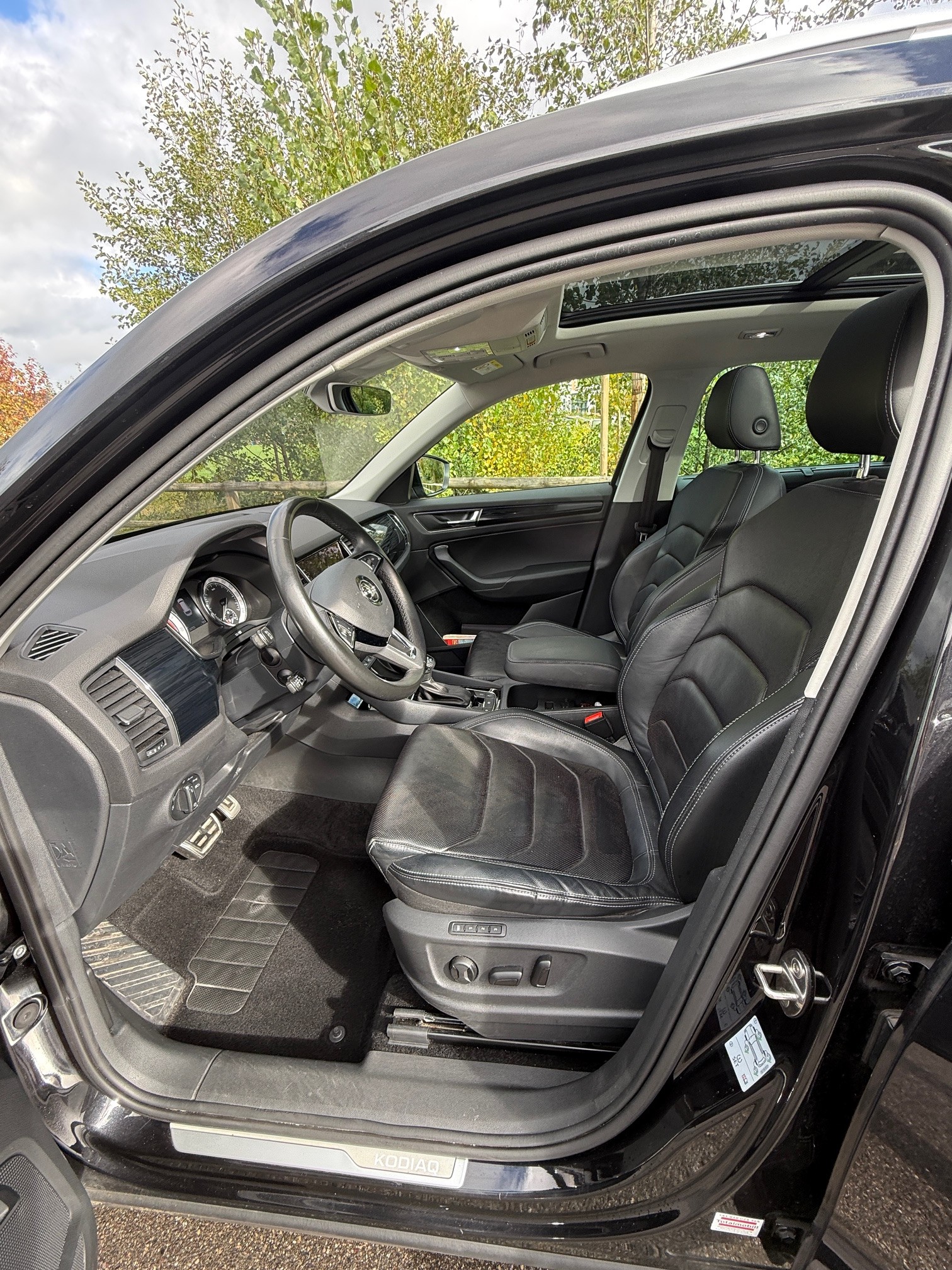 SKODA 2.0 TSI Style DSG-image-8