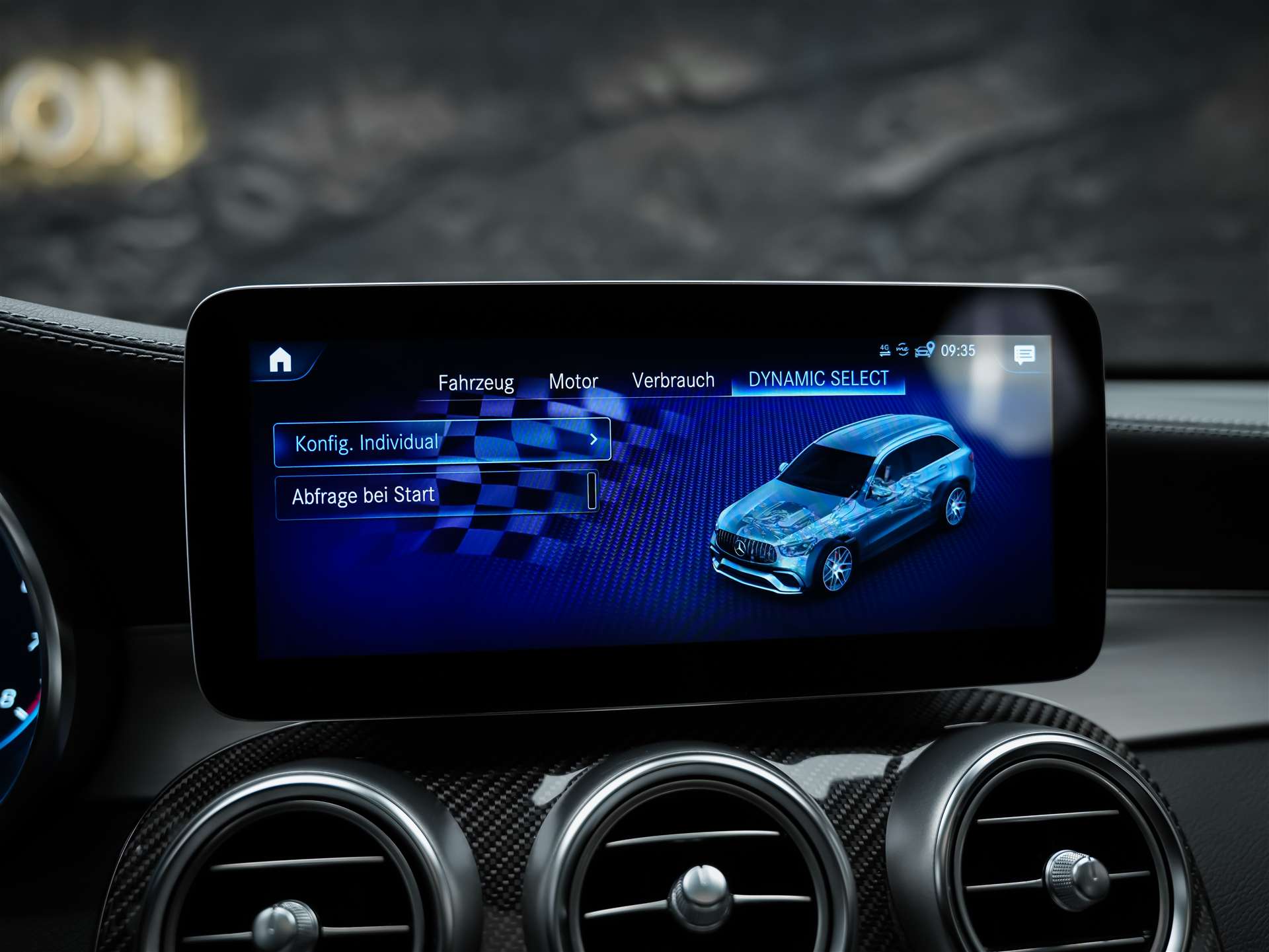 MERCEDES-BENZ GLC 63 S AMG 4Matic 9G-Tronic *CH Fahrzeug*Panorama*Sitzbelüftung*Head Up*-image-40