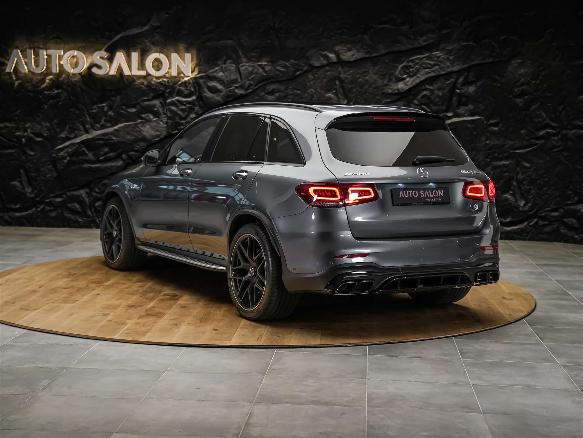 MERCEDES-BENZ GLC 63 S AMG 4Matic 9G-Tronic *CH Fahrzeug*Panorama*Sitzbelüftung*Head Up*-showroom-element-2