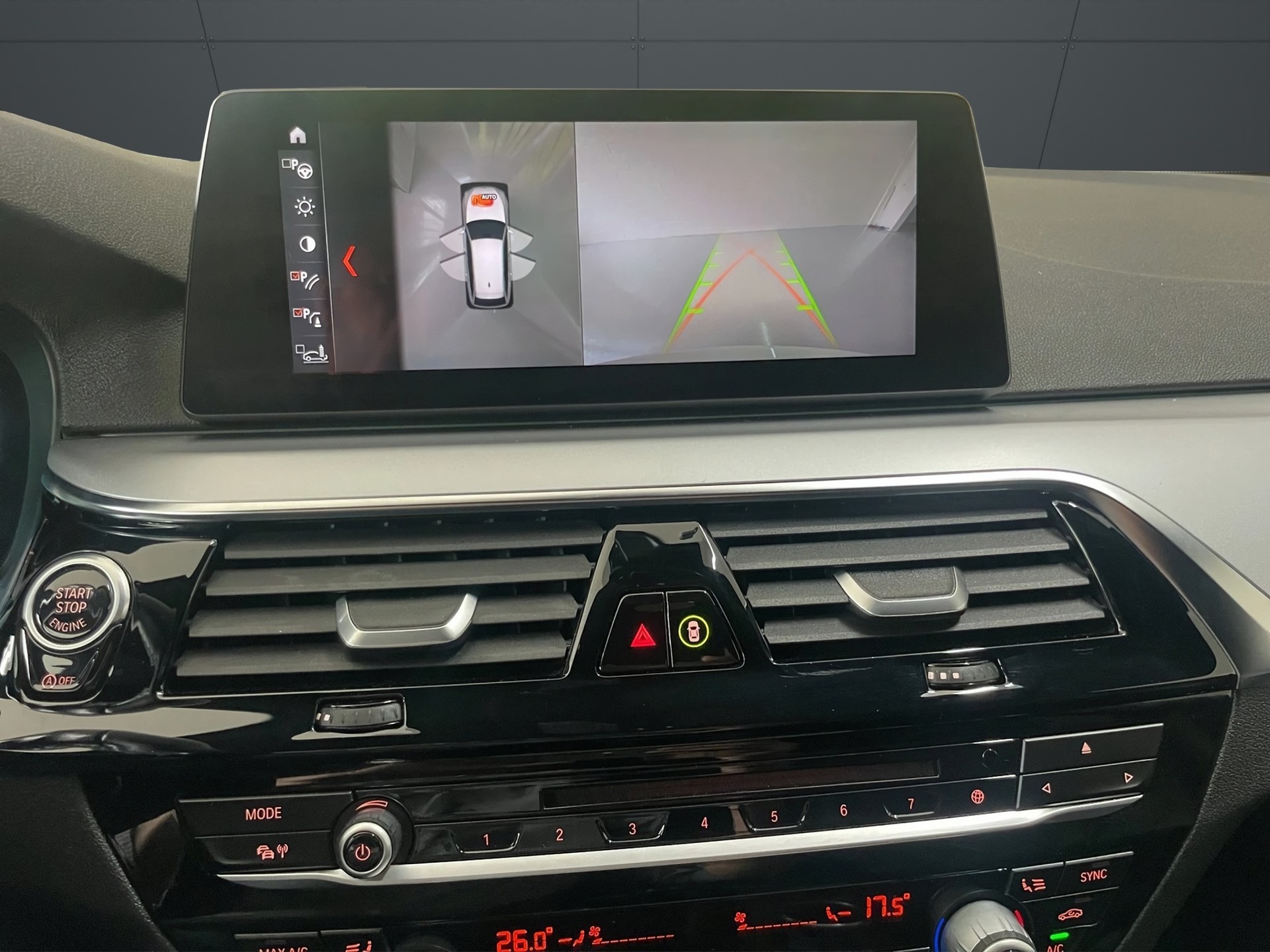 BMW 520d xDrive Touring Steptronic-image-9