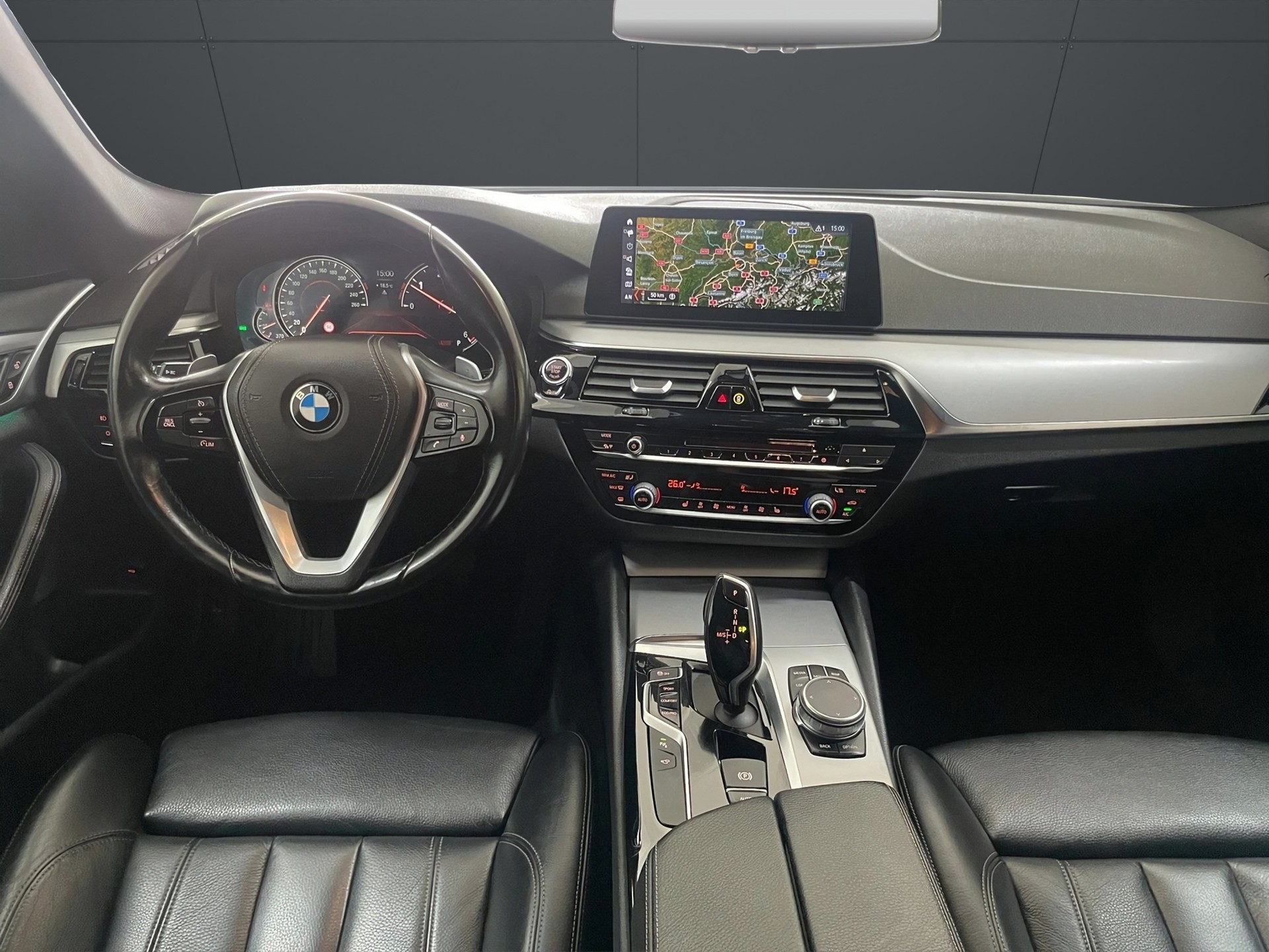 BMW 520d xDrive Touring Steptronic-image-8