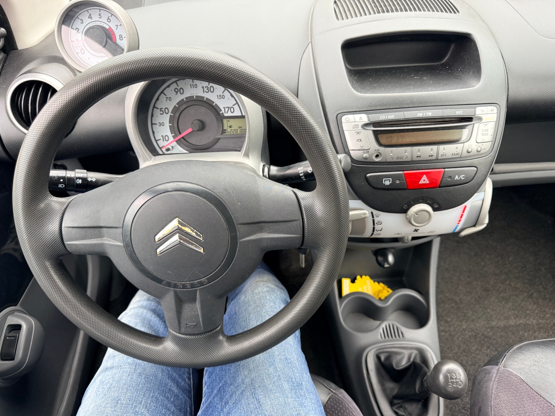 CITROEN C1 1.0i Edition-image-12