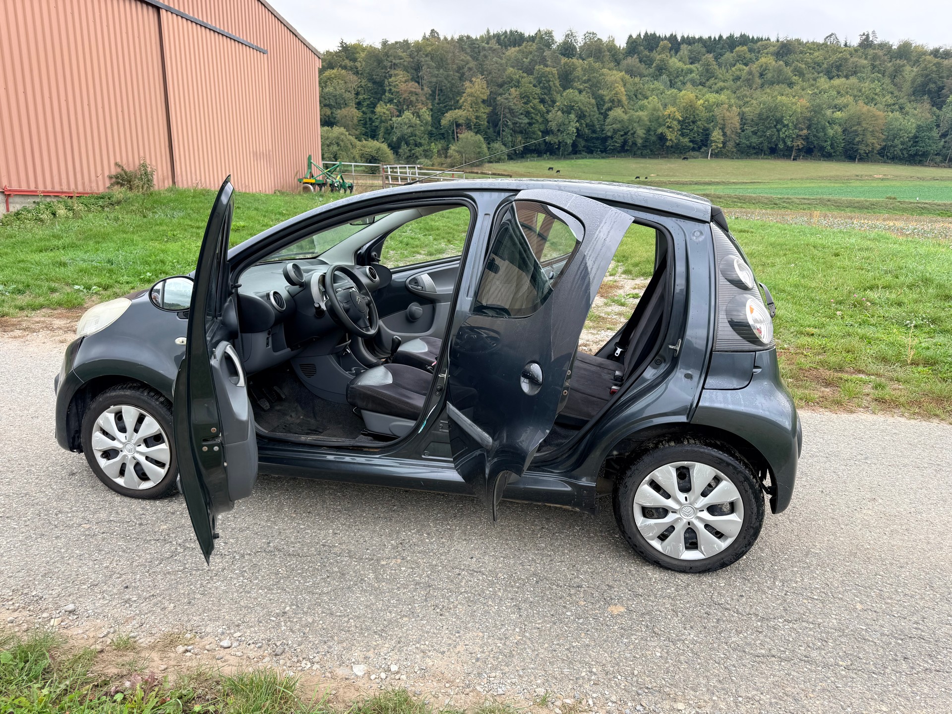CITROEN C1 1.0i Edition-image-14