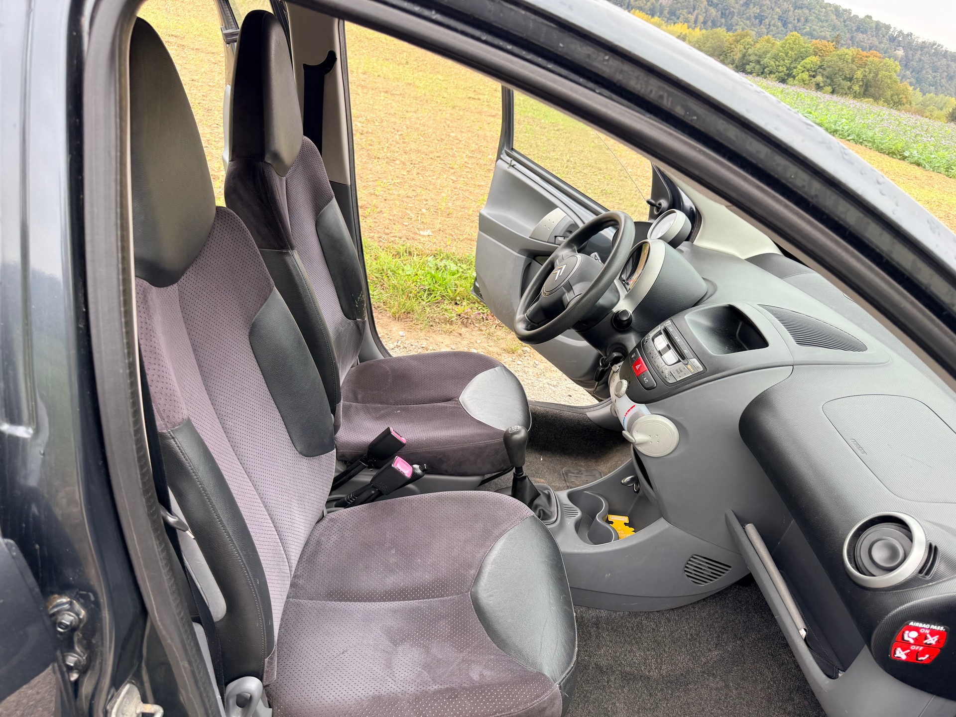CITROEN C1 1.0i Edition-image-9