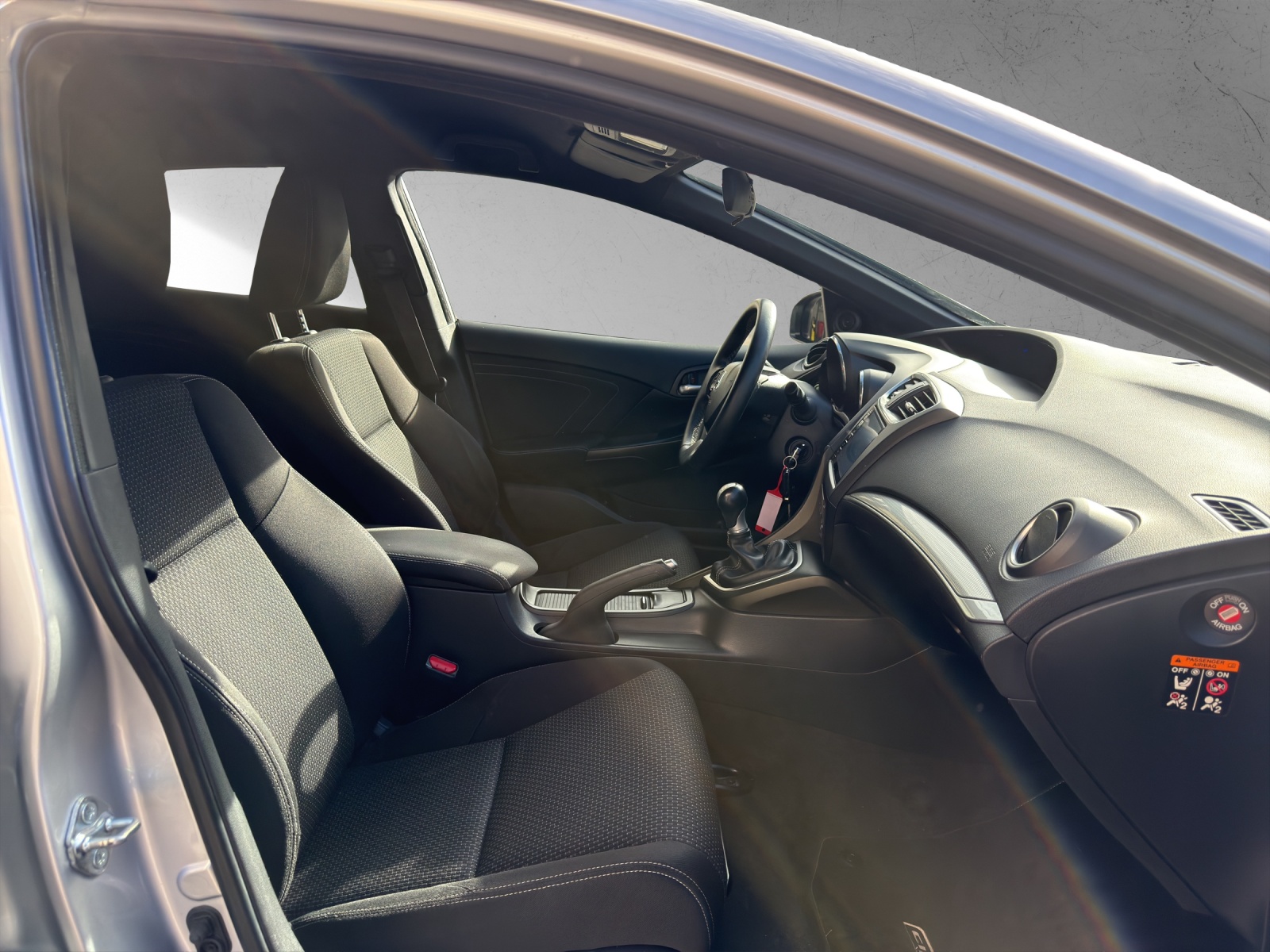 HONDA Civic 1.8 i-VTEC Lifestyle-image-10