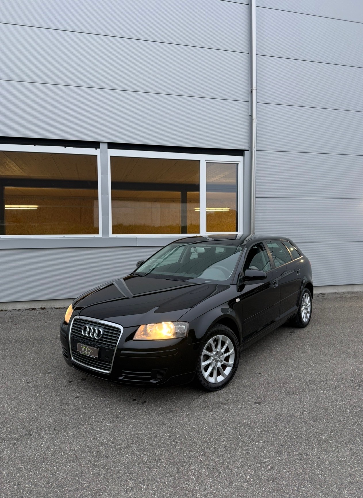Car photo
