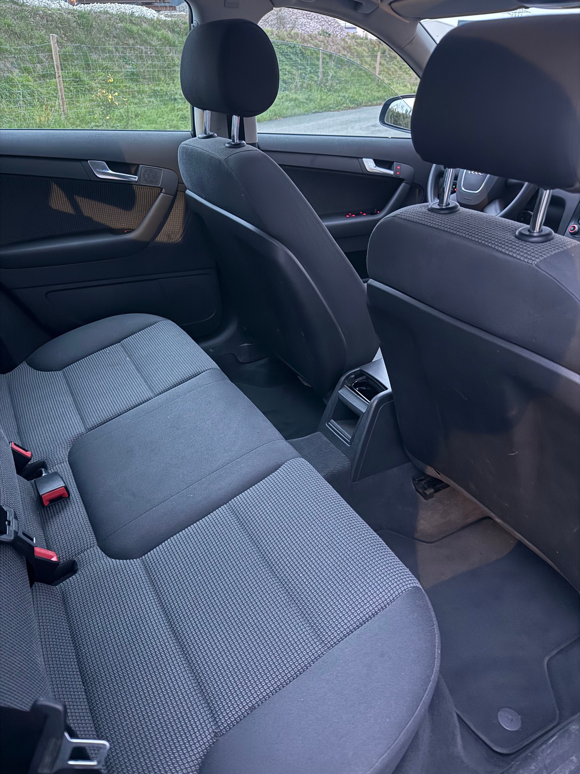 AUDI A3 Sportback 1.8 Turbo FSI Attraction-image-5