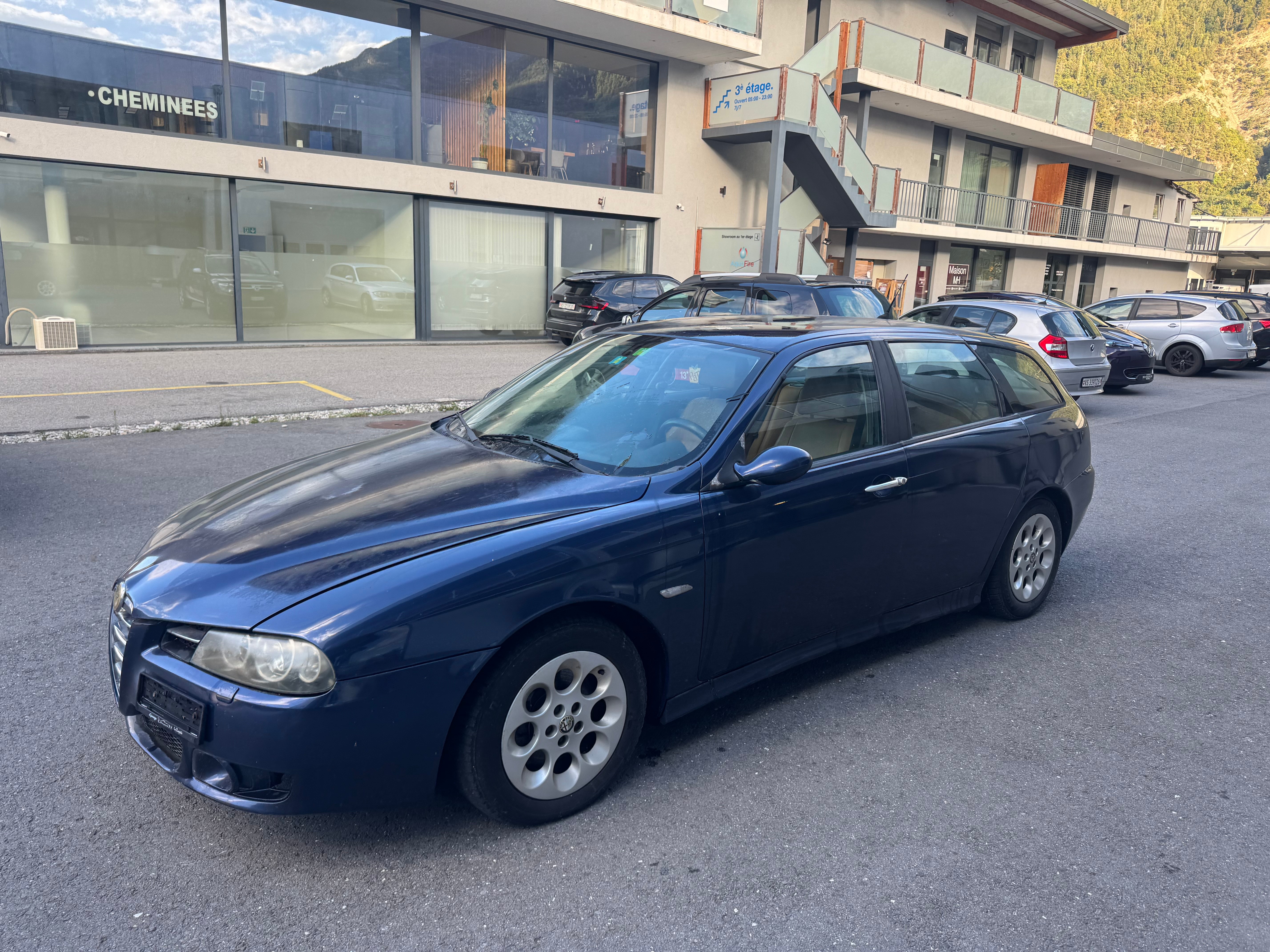 Car photo