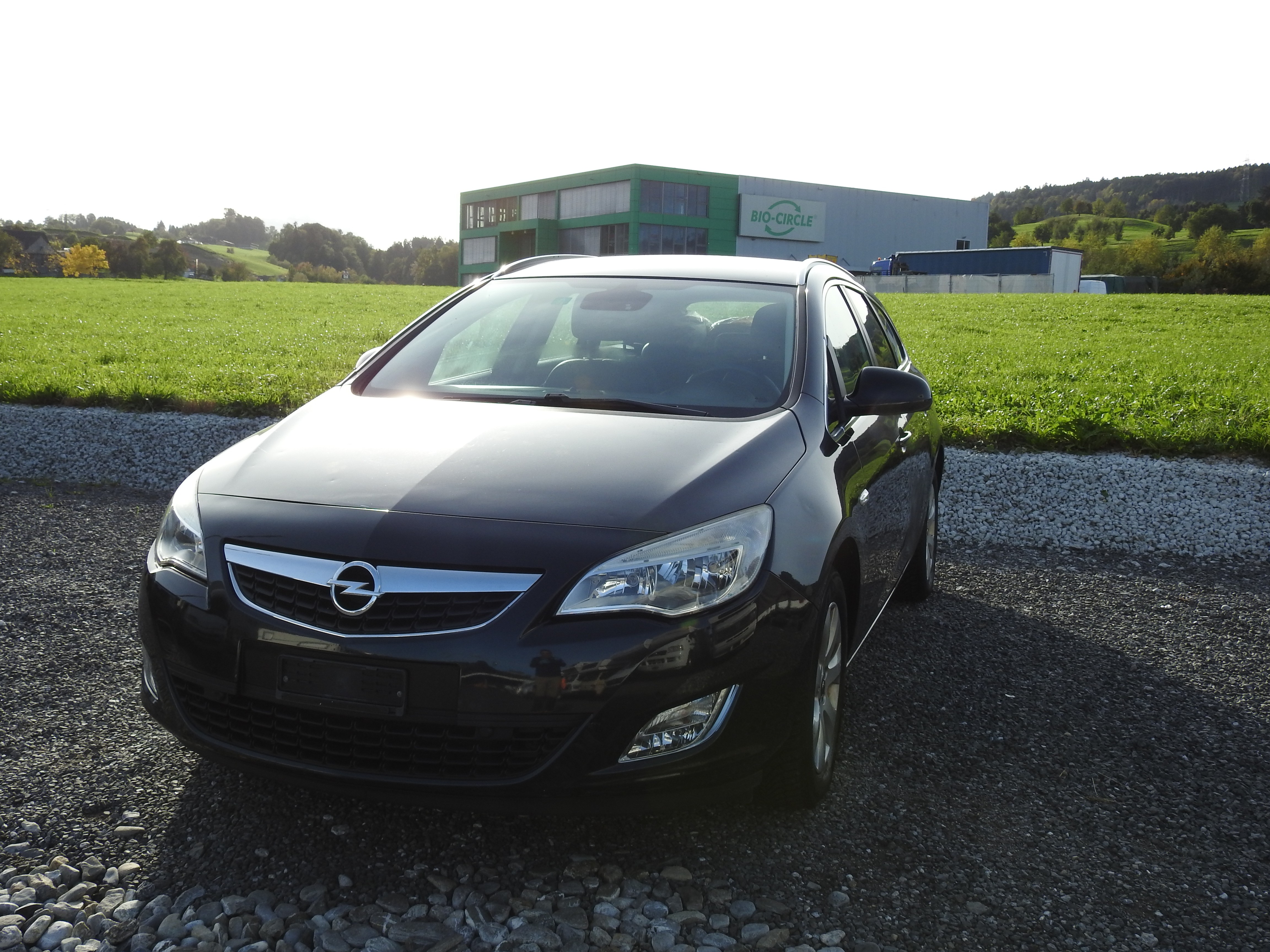 Car photo