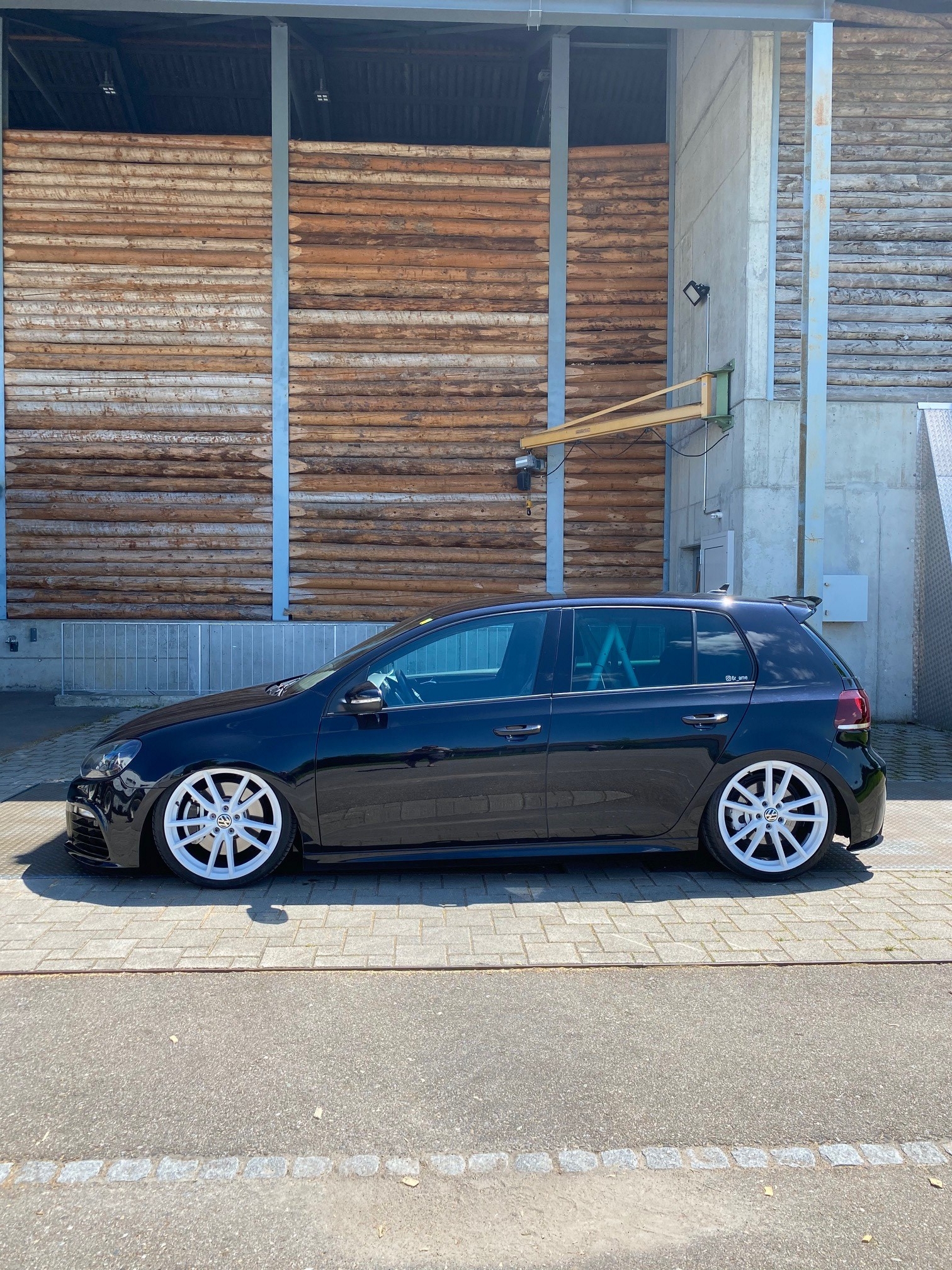 VW Golf 2.0 TSI R 4Motion DSG-image-3