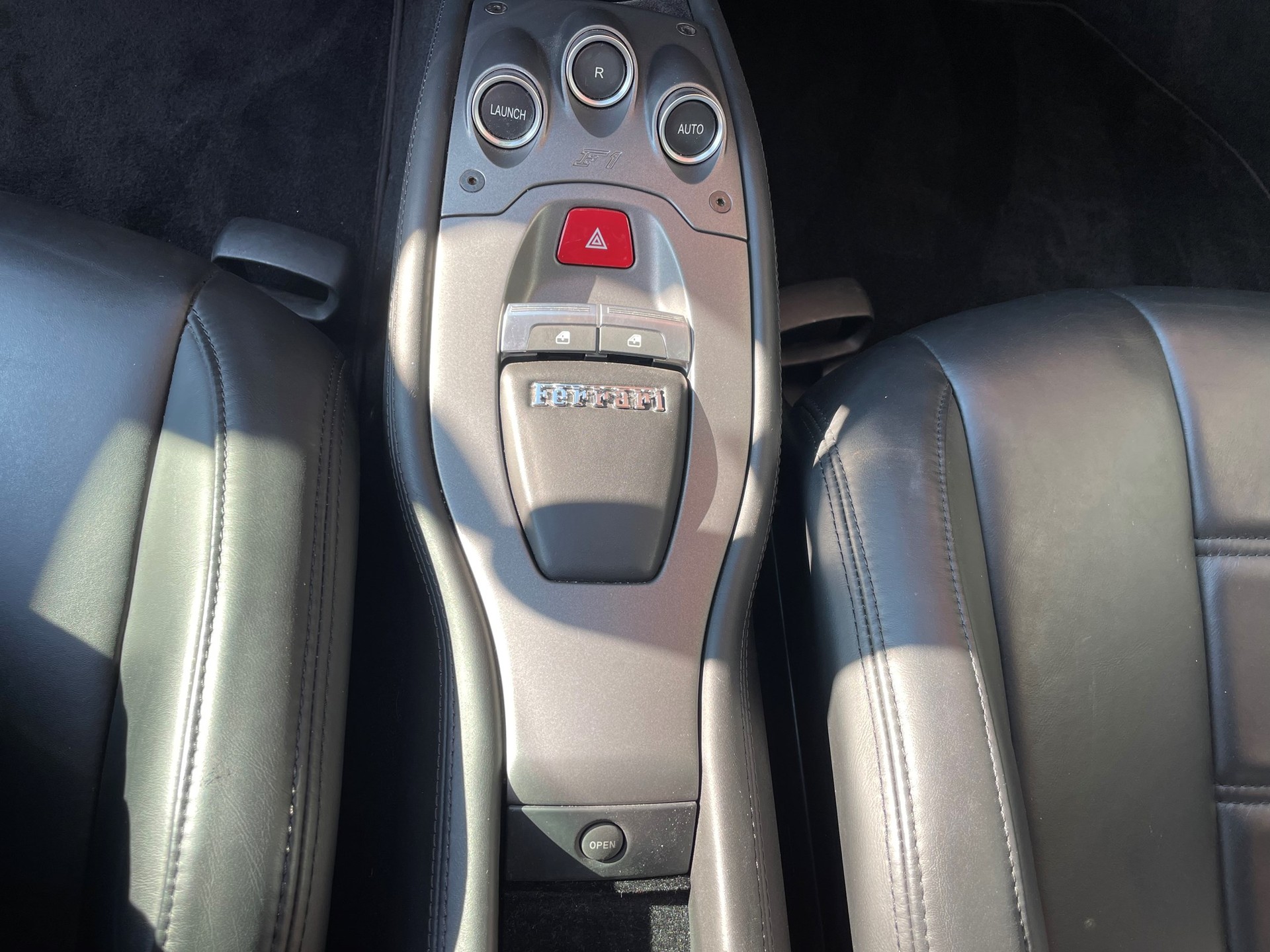 FERRARI 458 Italia 4.5 V8-image-12