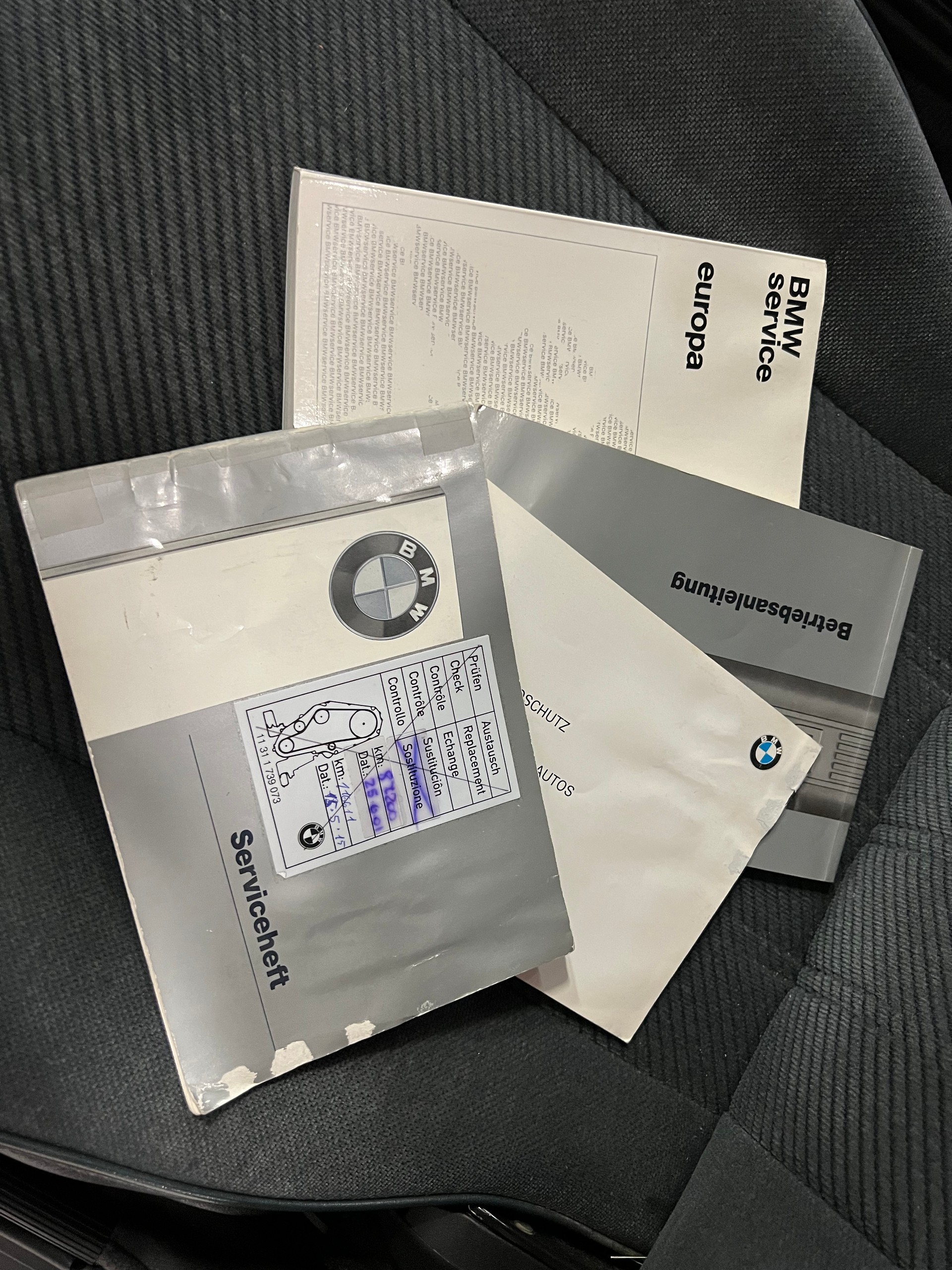 BMW 325iX A-image-30
