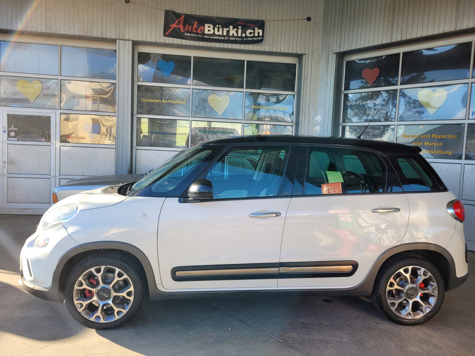 FIAT 500L 0.9 Twinair Turbo Trekking-image-0