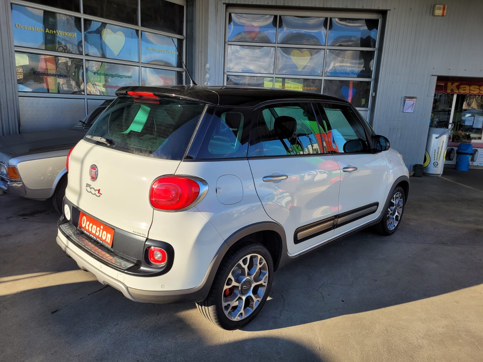 FIAT 500L 0.9 Twinair Turbo Trekking-image-3