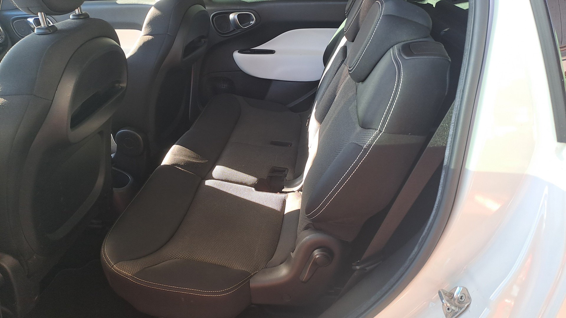 FIAT 500L 0.9 Twinair Turbo Trekking-image-10