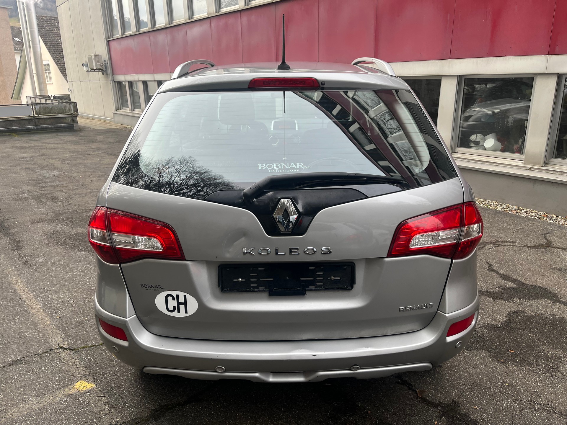 RENAULT Koleos 2.5 Dynamique 4x4-image-3