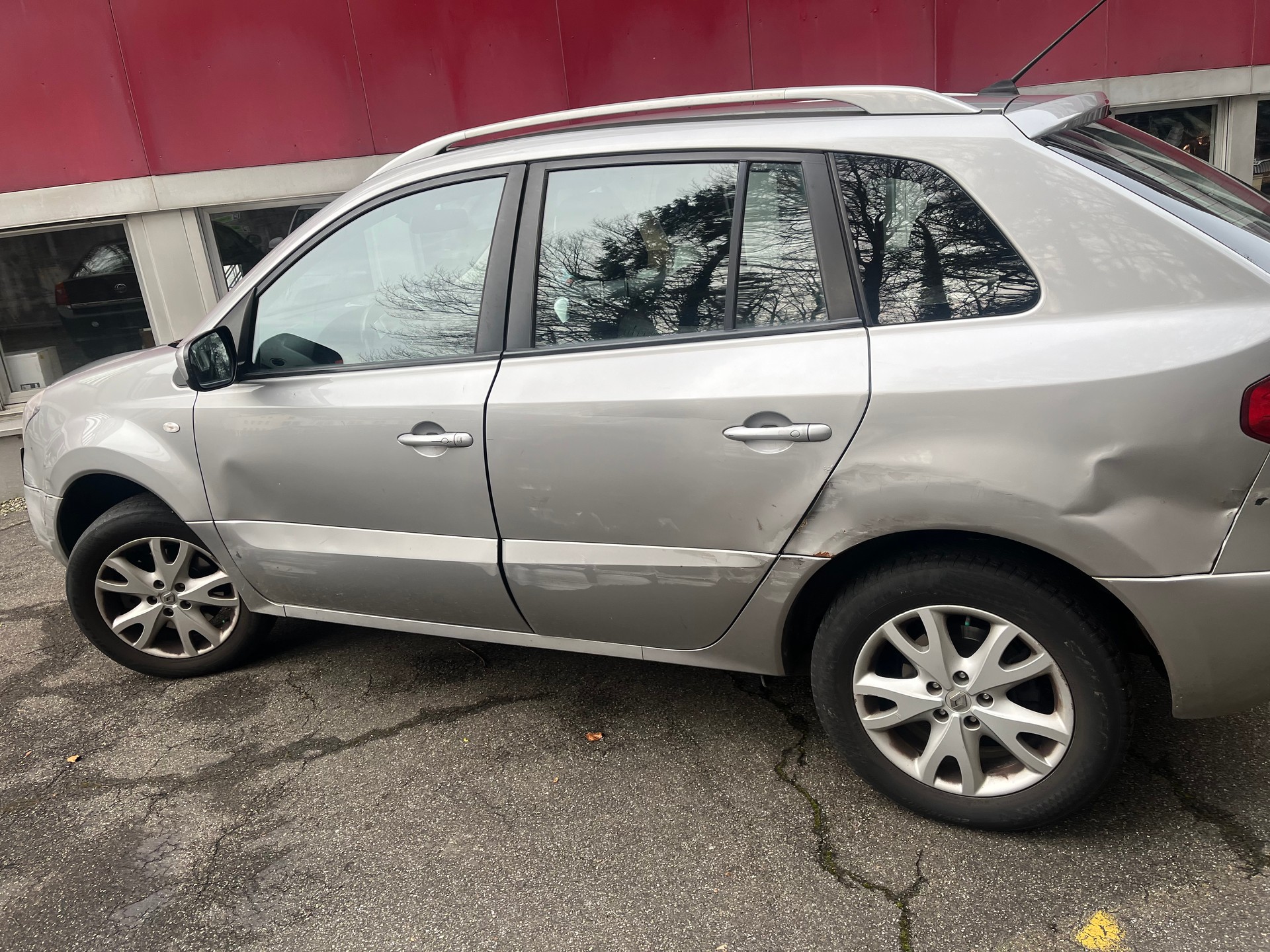 RENAULT Koleos 2.5 Dynamique 4x4-image-4