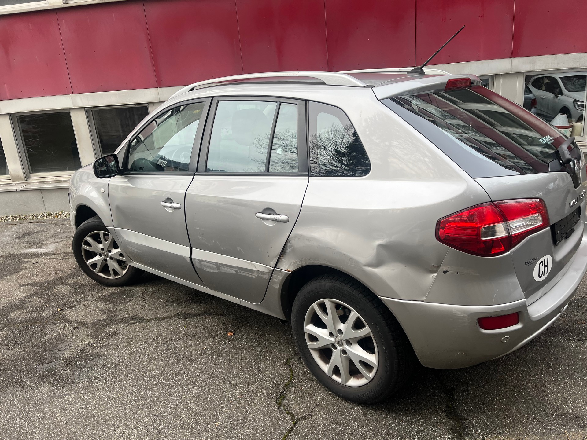 RENAULT Koleos 2.5 Dynamique 4x4-image-6