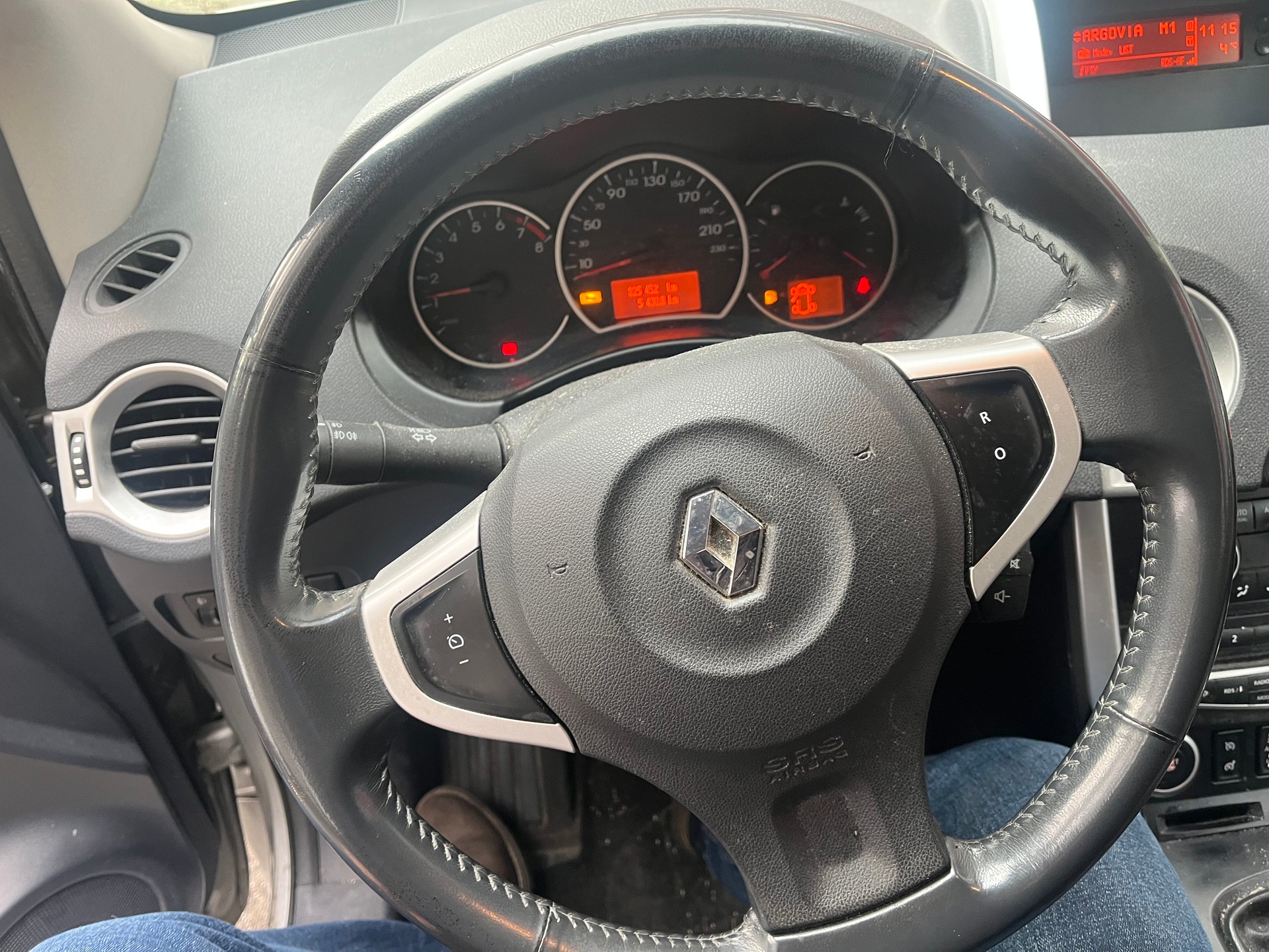 RENAULT Koleos 2.5 Dynamique 4x4-image-11